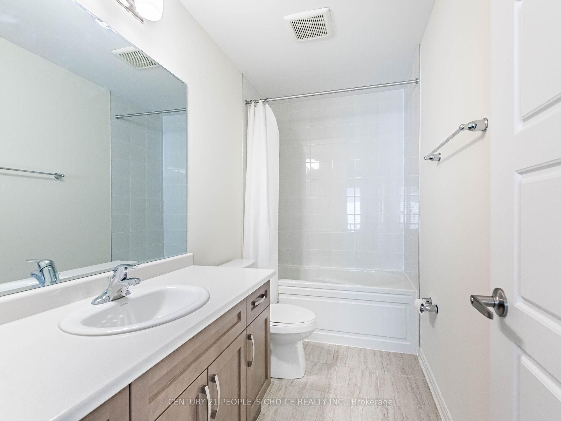 Photo 44 of 1404 Sycamore Gardens, Milton, Cobban — HOMEH