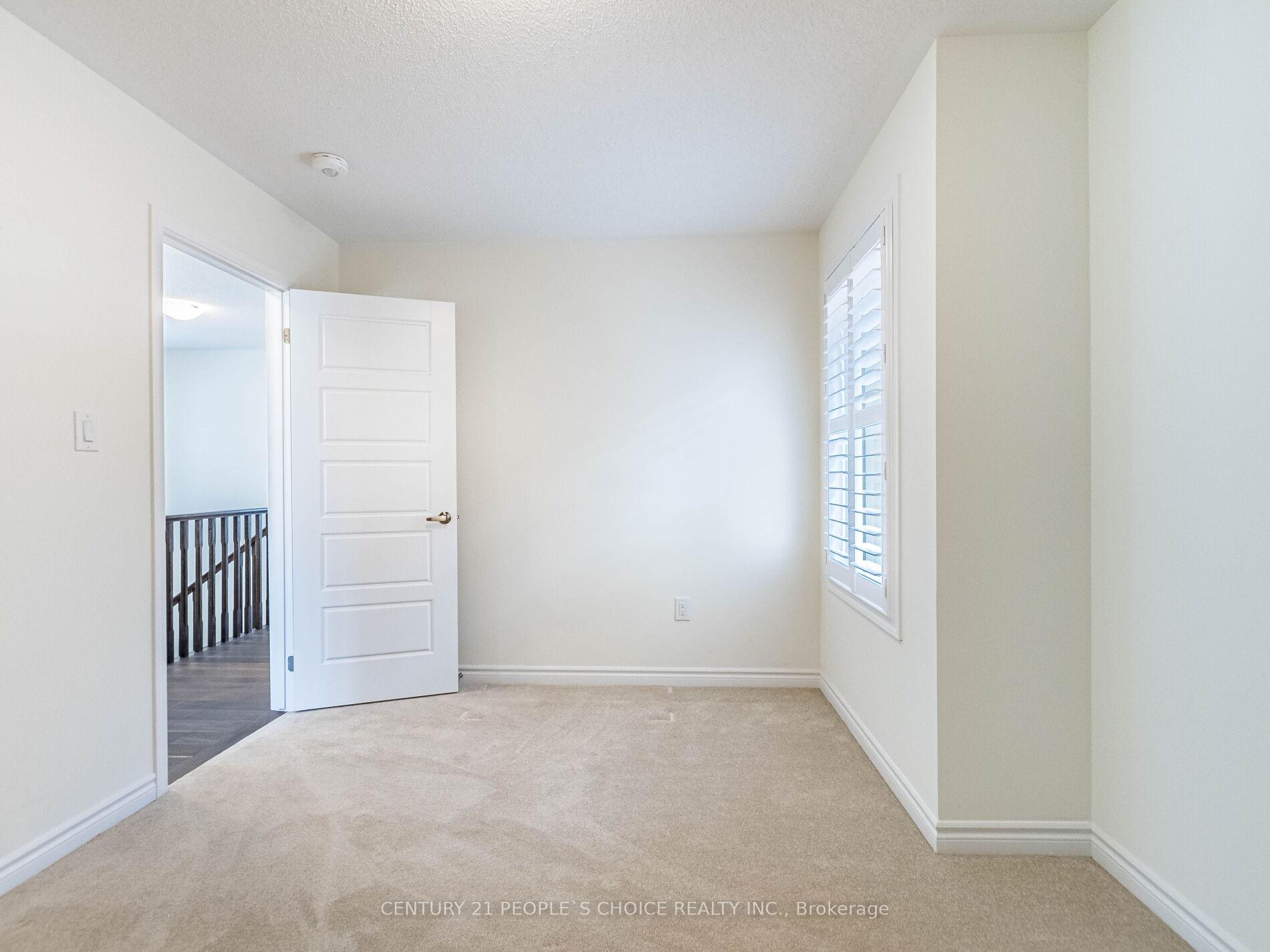 Photo 45 of 1404 Sycamore Gardens, Milton, Cobban — HOMEH