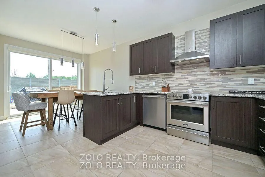 Photo 11 of 69 Walker Boulevard, New Tecumseth, Alliston — HOMEH
