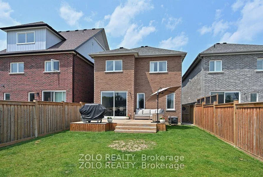 Photo 36 of 69 Walker Boulevard, New Tecumseth, Alliston — HOMEH