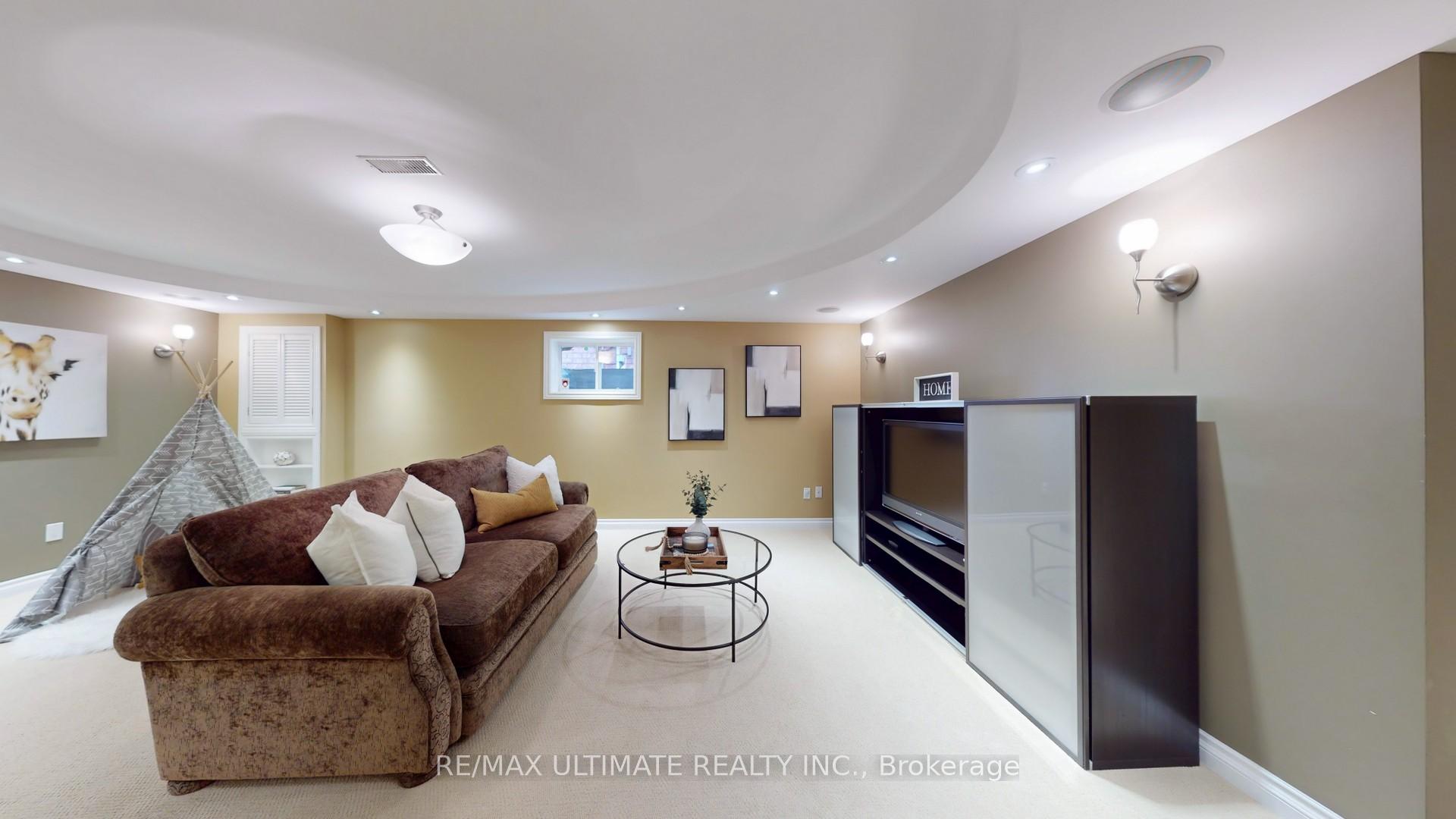 Photo 36 of 7013 Lessard Lane, Mississauga, Meadowvale Village — HOMEH