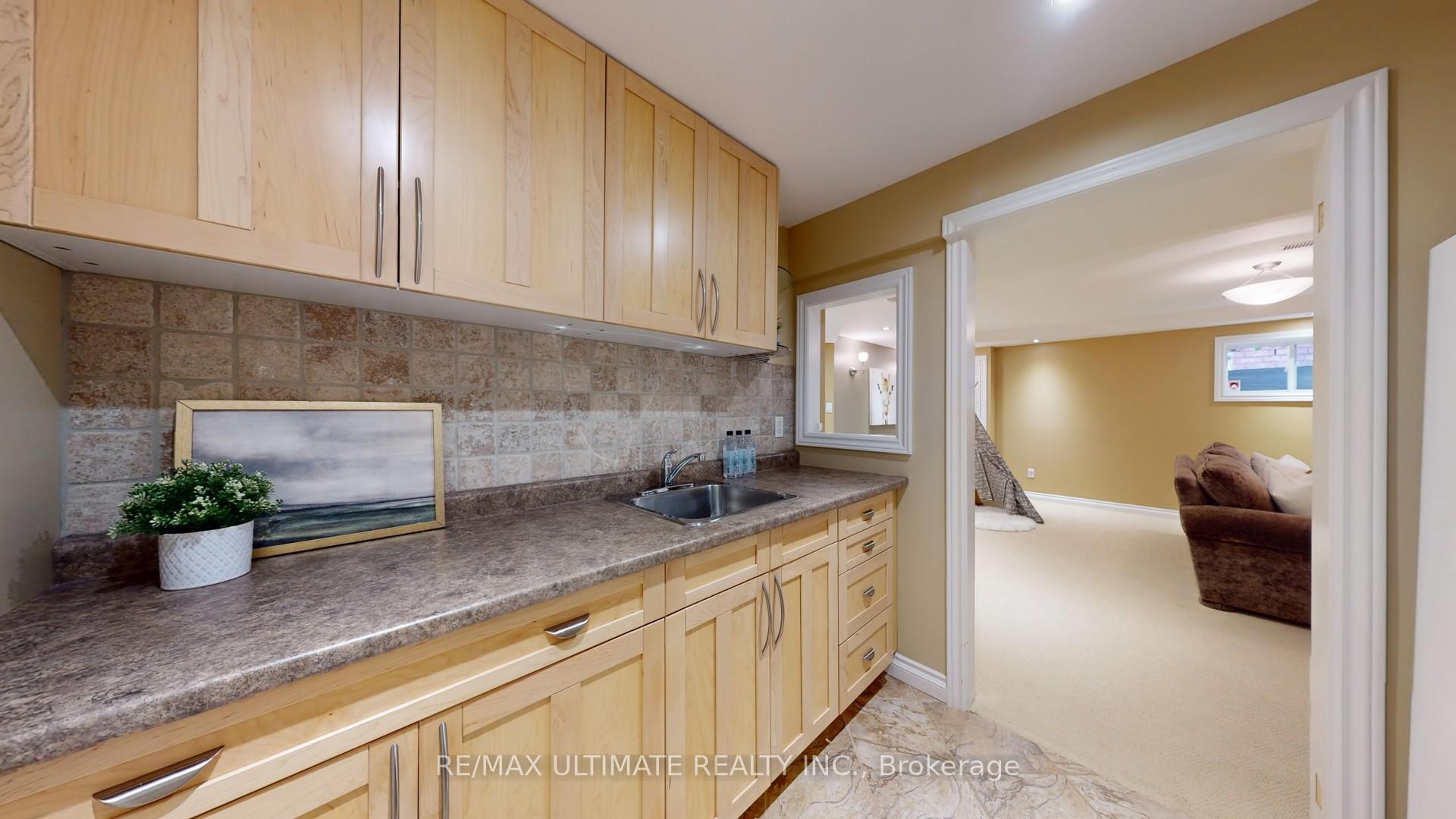 Photo 40 of 7013 Lessard Lane, Mississauga, Meadowvale Village — HOMEH