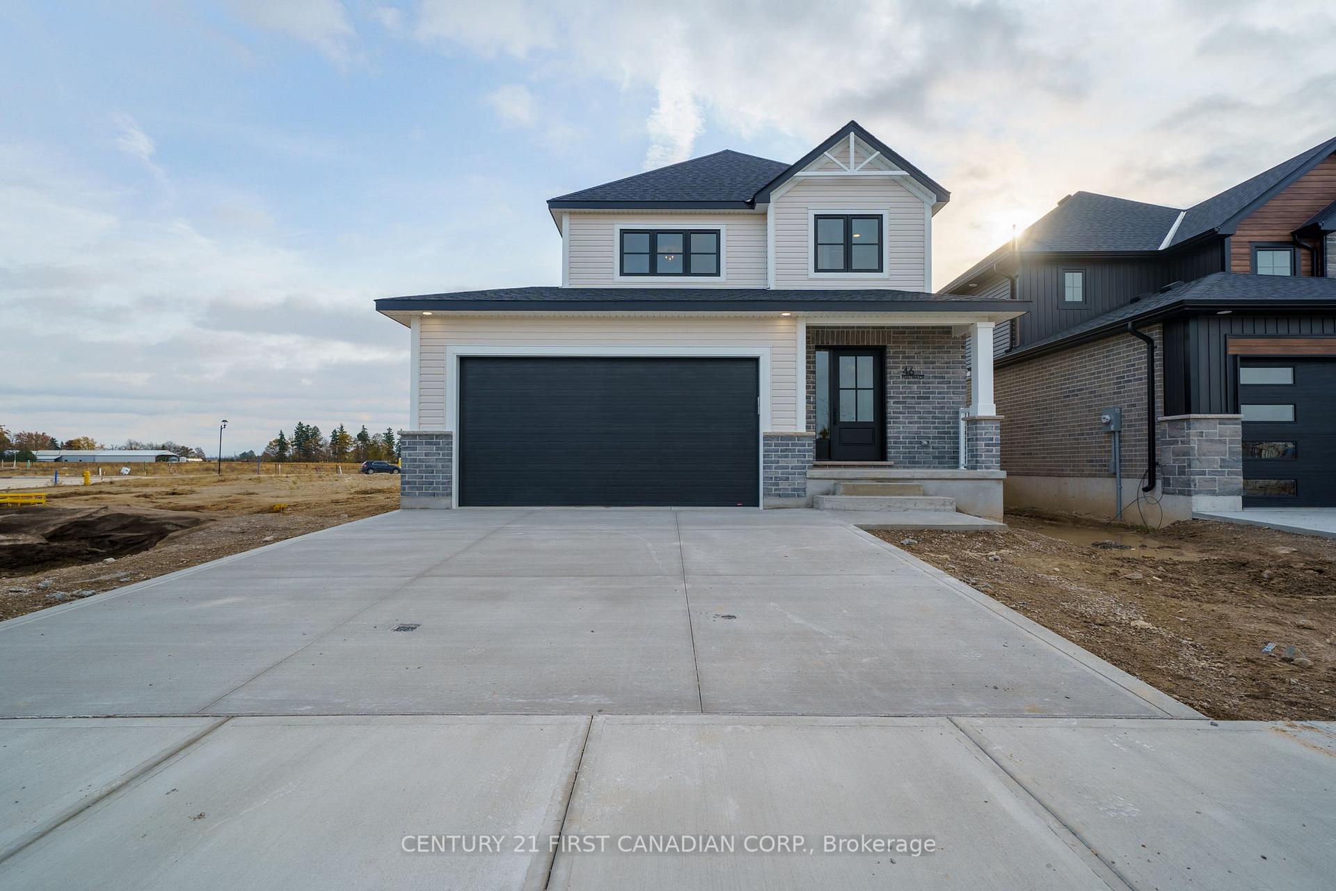 Photo 1 of 36 Postma Crescent, North Middlesex, Alisa Craig — HOMEH