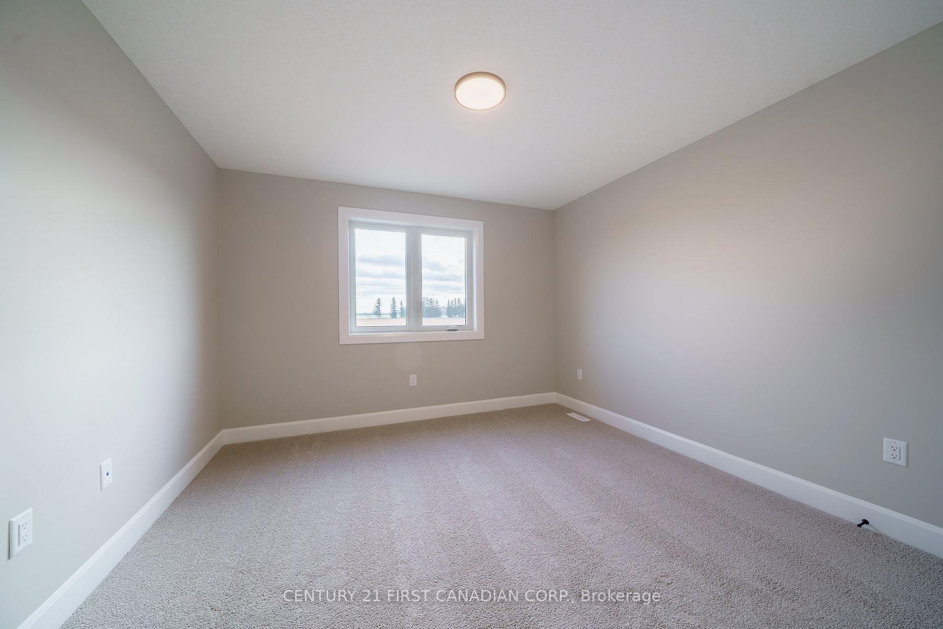 Photo 23 of 36 Postma Crescent, North Middlesex, Alisa Craig — HOMEH