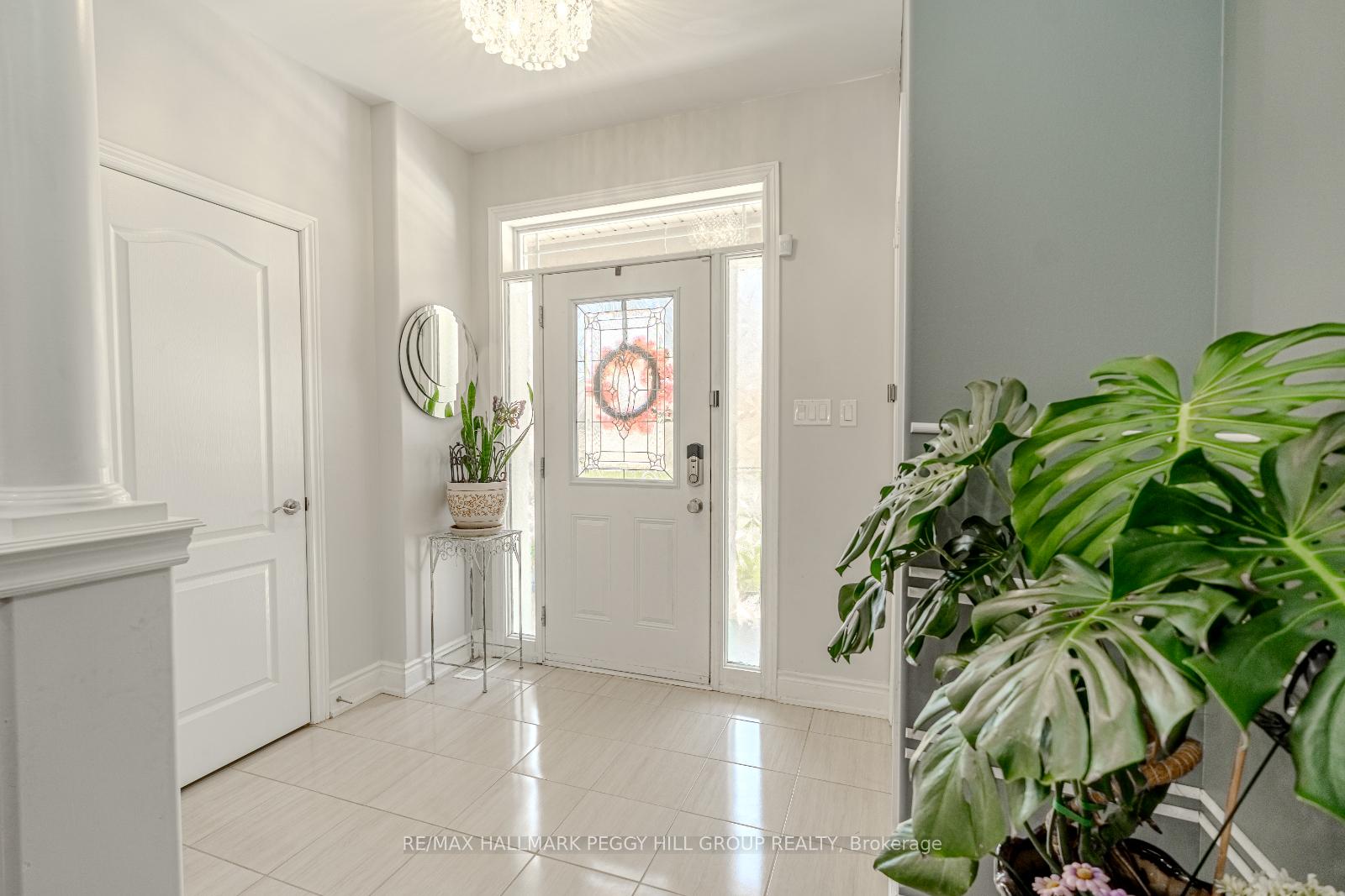 Photo 2 of 3069 Monarch Drive, Orillia — HOMEH