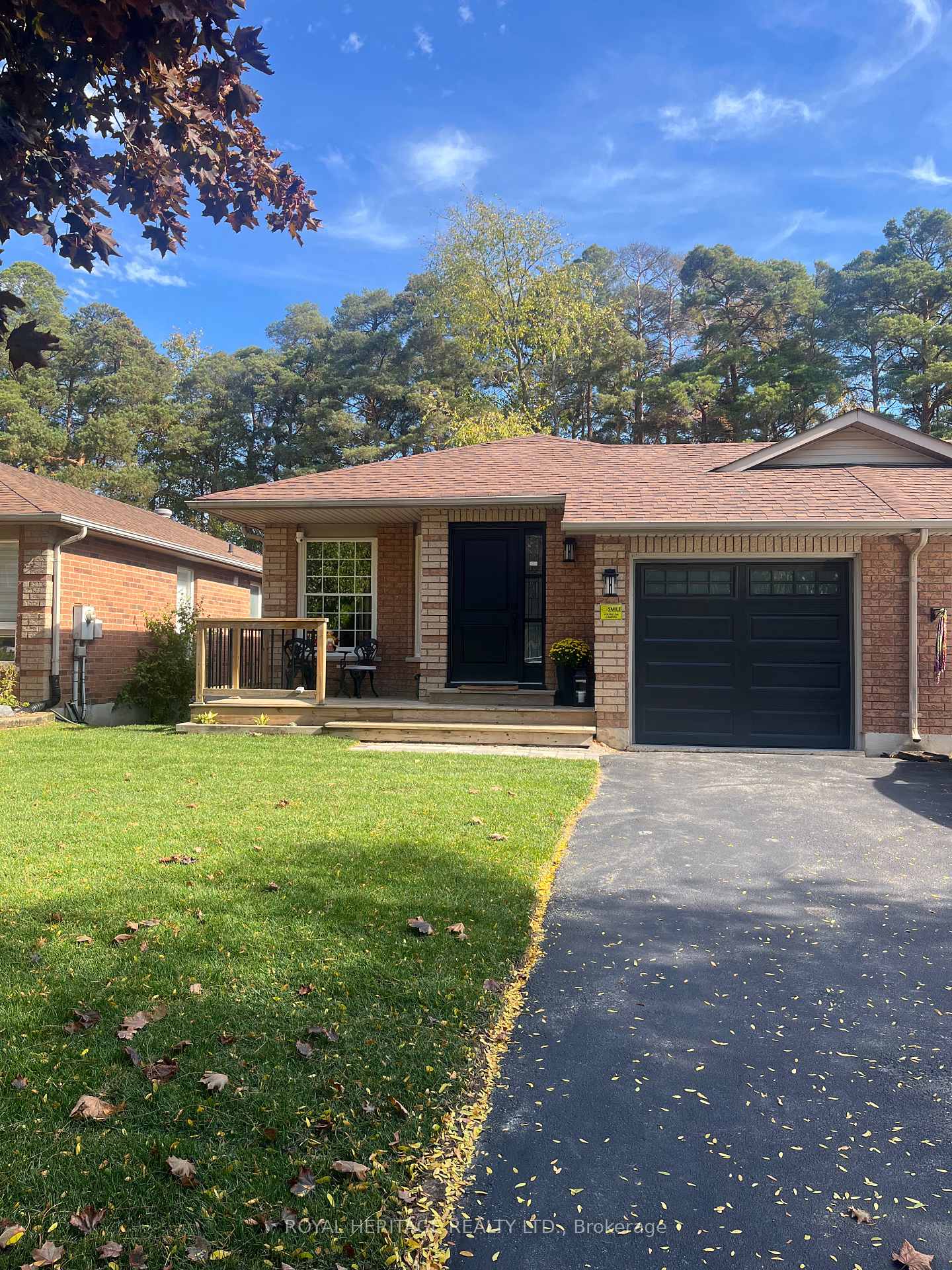 Photo 1 of 71 Kate Aitken Crescent, New Tecumseth, Beeton — HOMEH