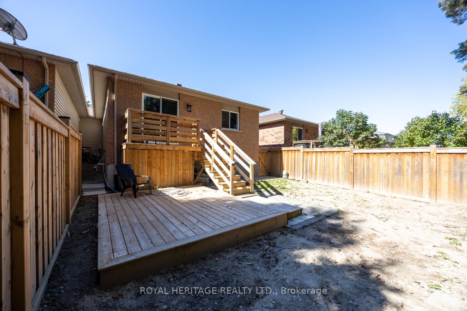 Photo 29 of 71 Kate Aitken Crescent, New Tecumseth, Beeton — HOMEH
