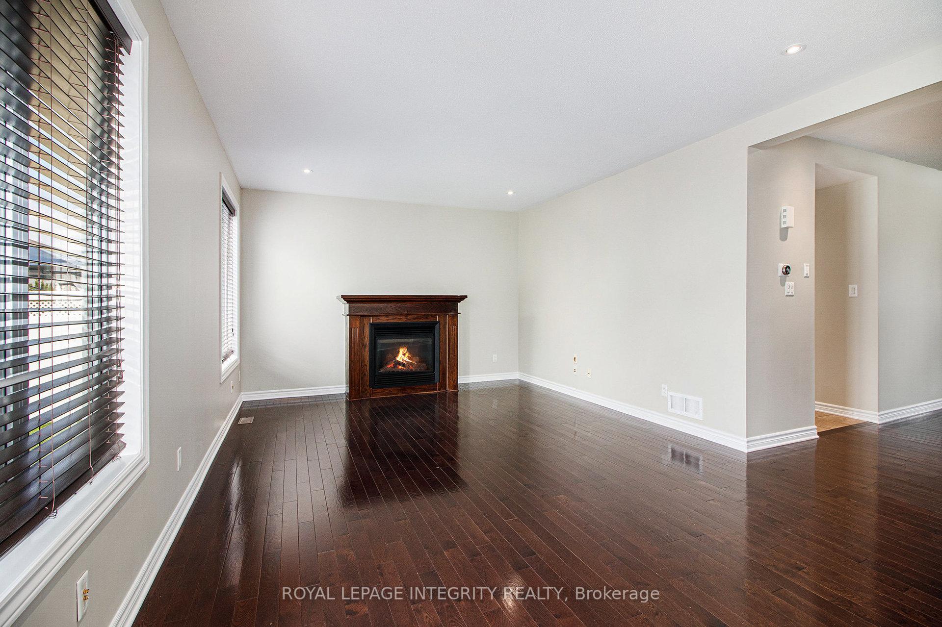 Photo 12 of 324 Branthaven Street, Ottawa, Avalon East — HOMEH