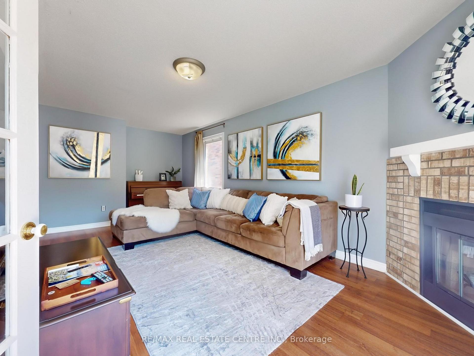 Photo 8 of 4026 Renfrew Crescent, Mississauga, Erin Mills — HOMEH