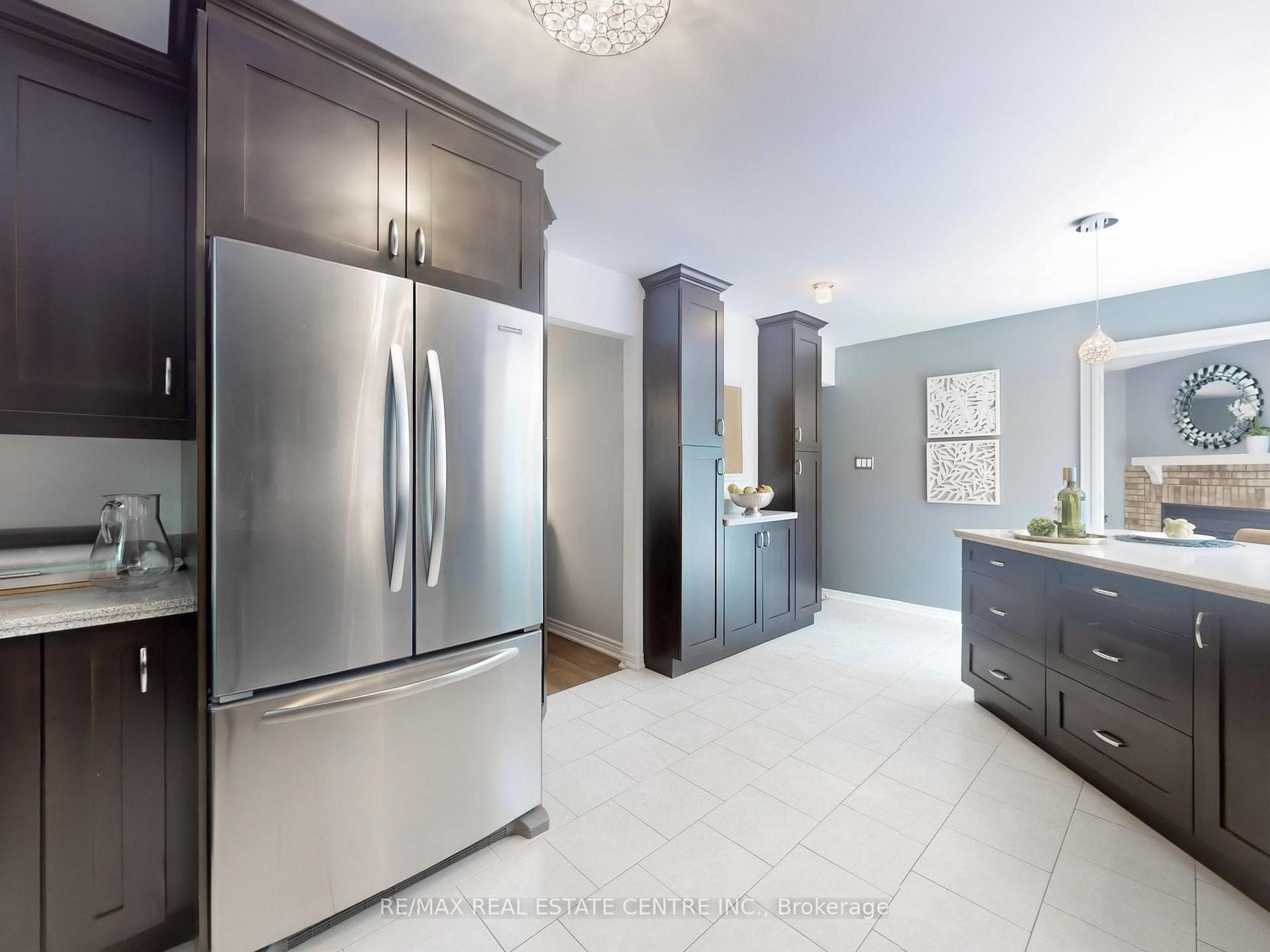 Photo 19 of 4026 Renfrew Crescent, Mississauga, Erin Mills — HOMEH