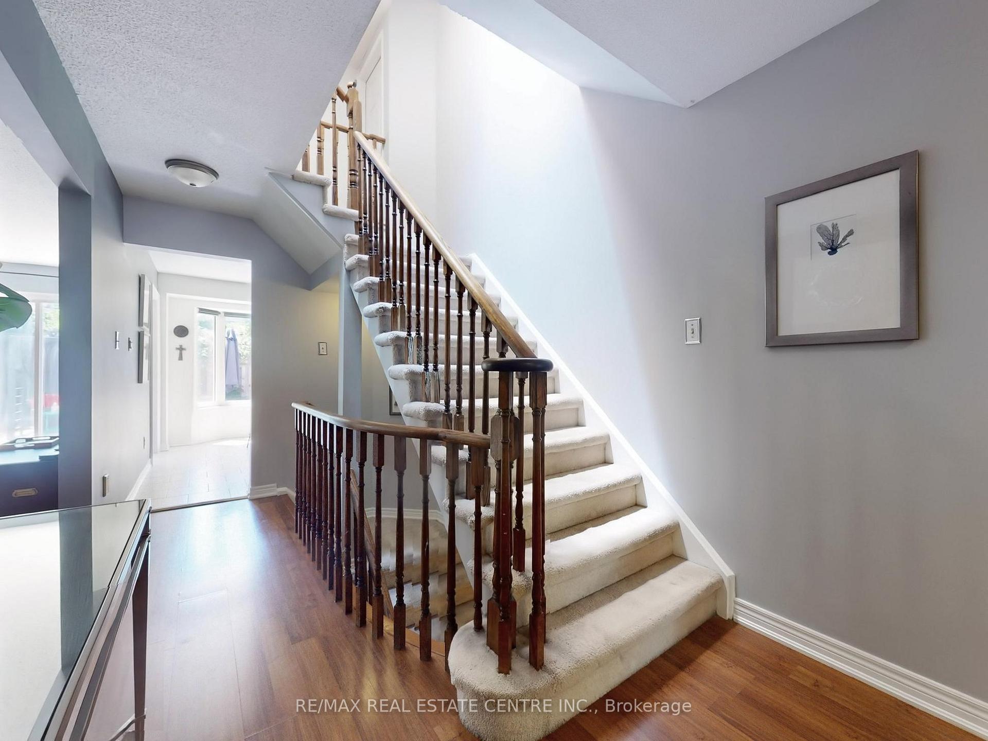 Photo 23 of 4026 Renfrew Crescent, Mississauga, Erin Mills — HOMEH