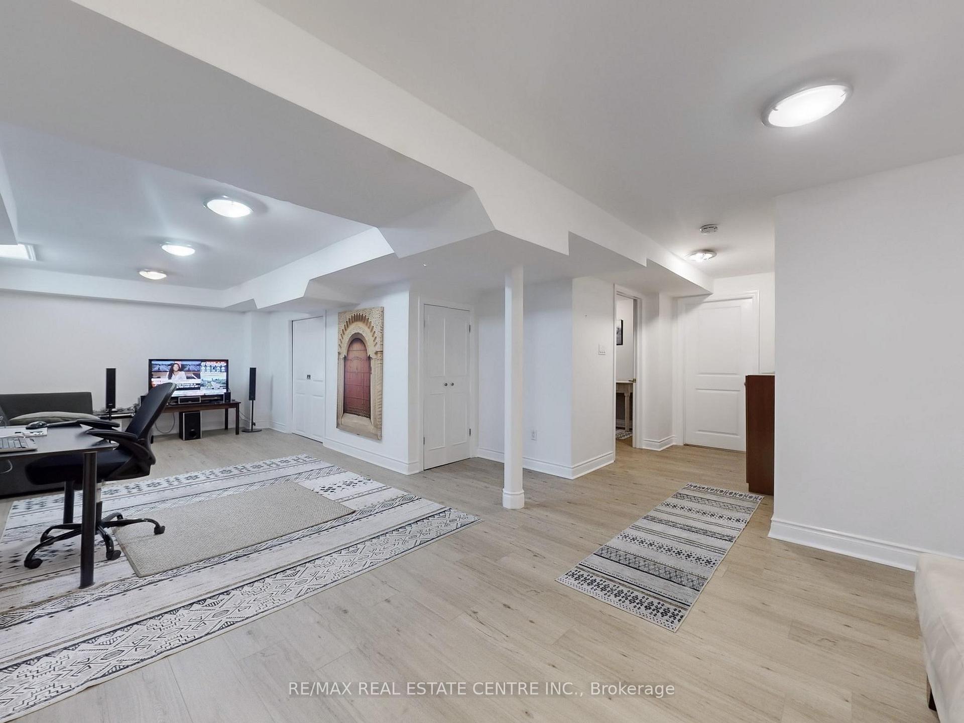Photo 36 of 4026 Renfrew Crescent, Mississauga, Erin Mills — HOMEH