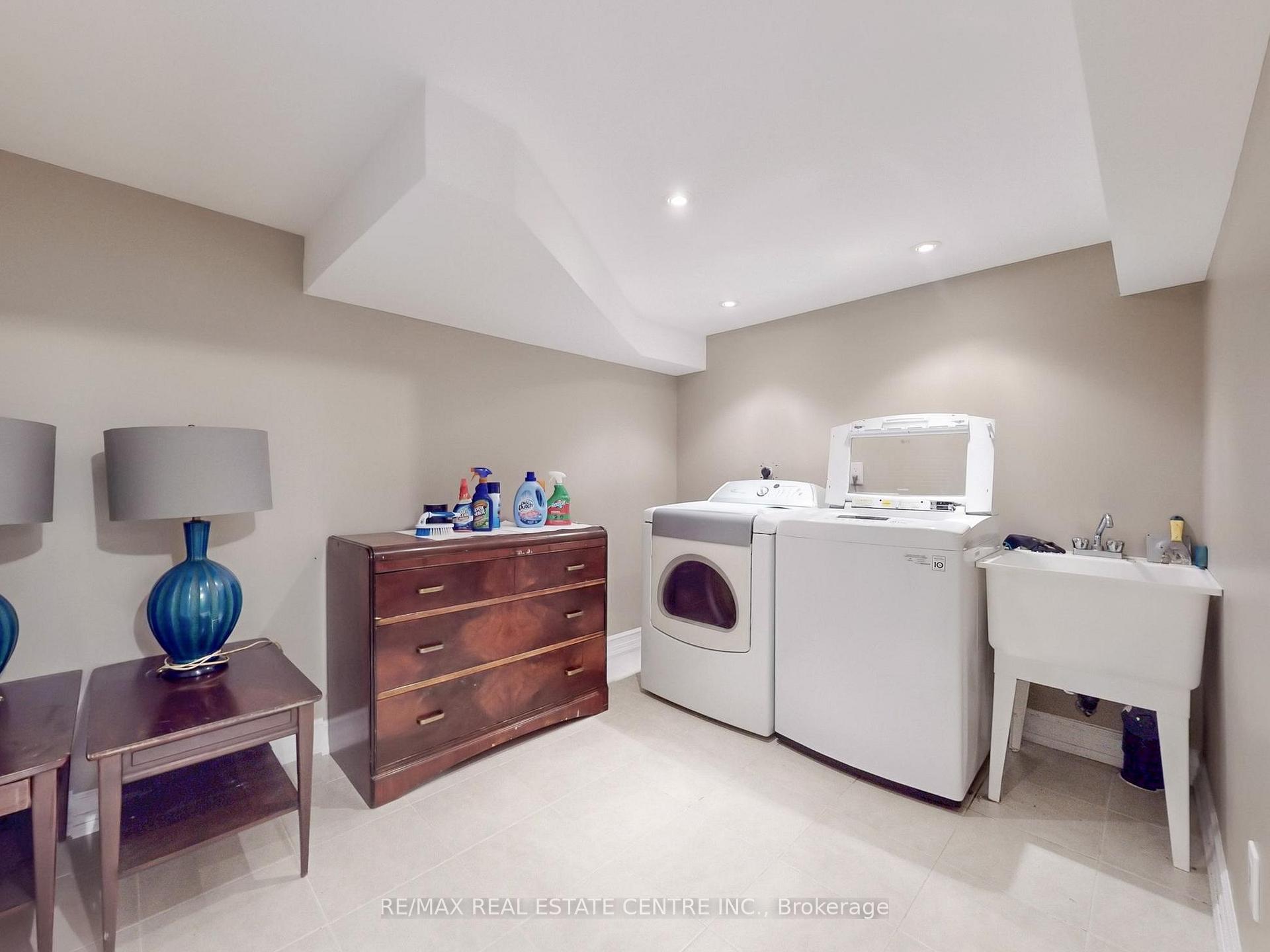 Photo 39 of 4026 Renfrew Crescent, Mississauga, Erin Mills — HOMEH