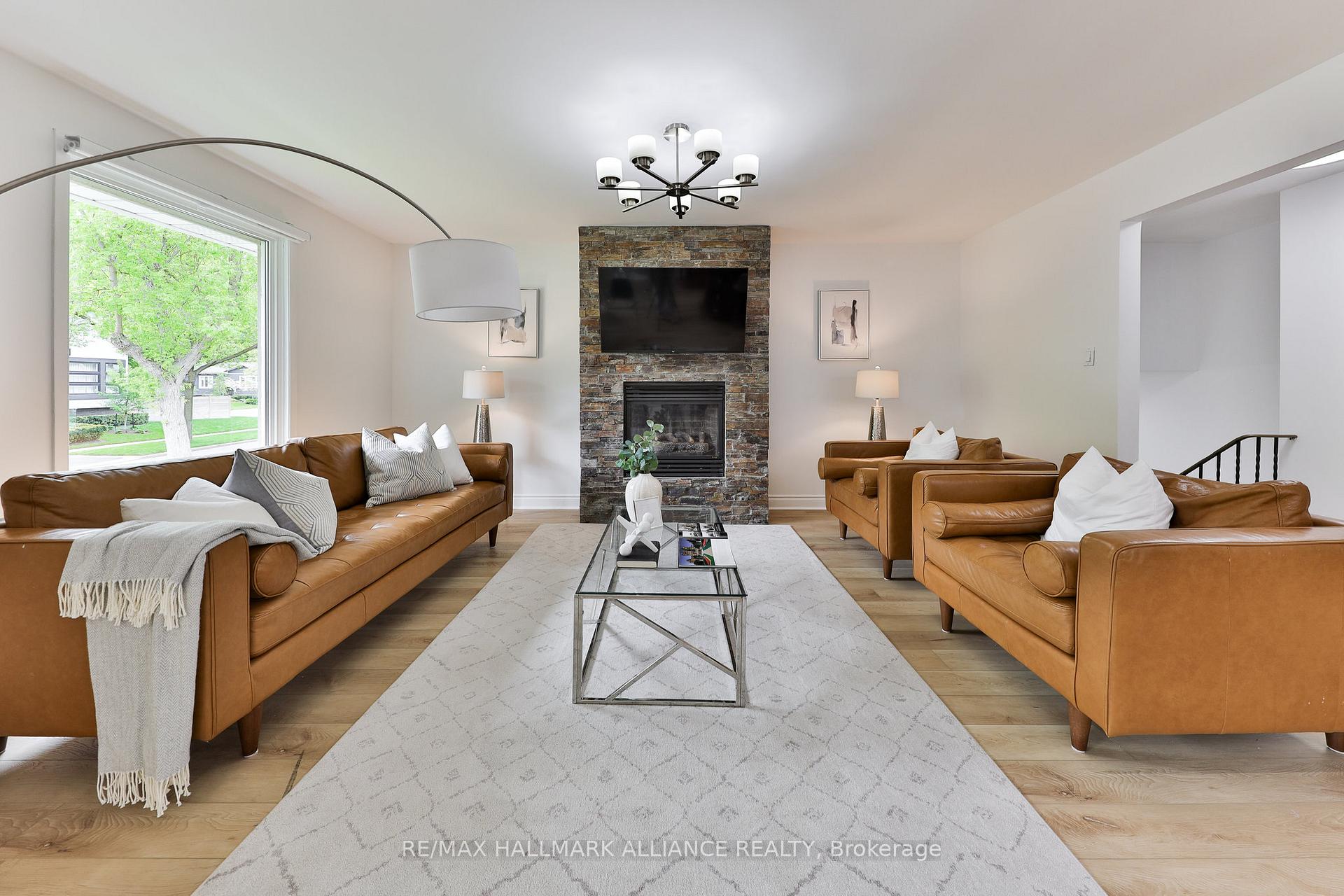 Photo 6 of 495 Brookmill Road, Oakville, Ford — HOMEH