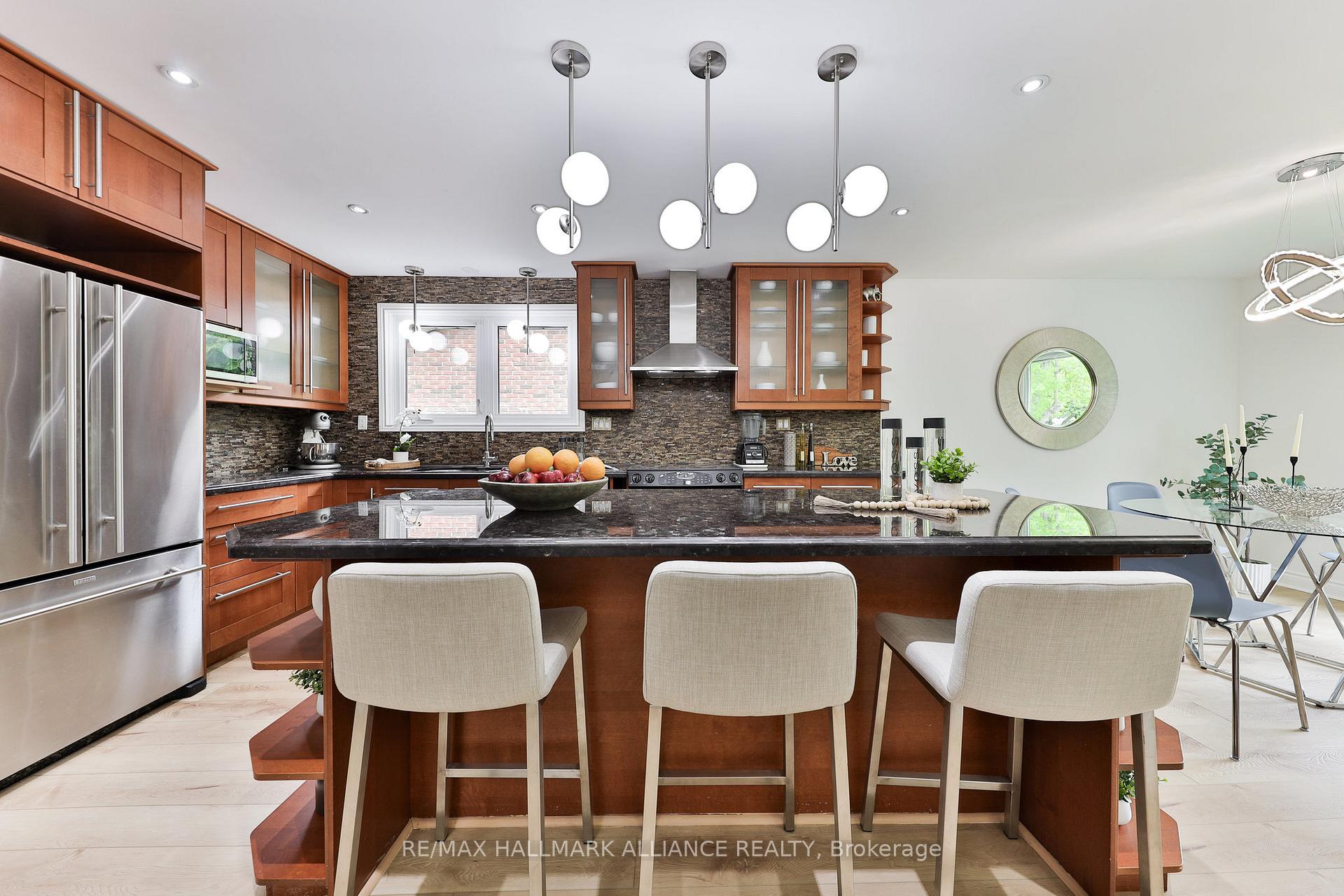 Photo 8 of 495 Brookmill Road, Oakville, Ford — HOMEH