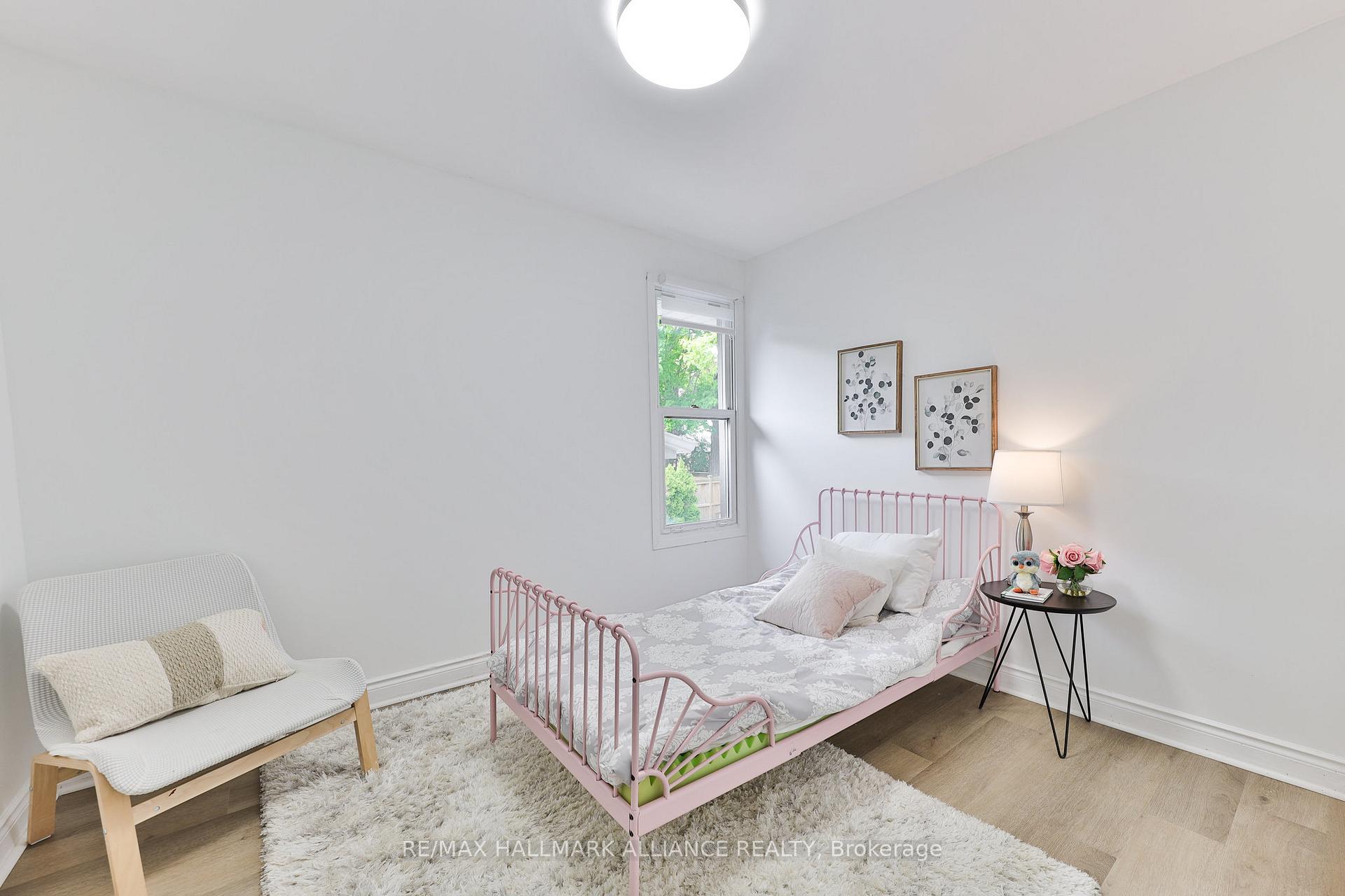 Photo 18 of 495 Brookmill Road, Oakville, Ford — HOMEH