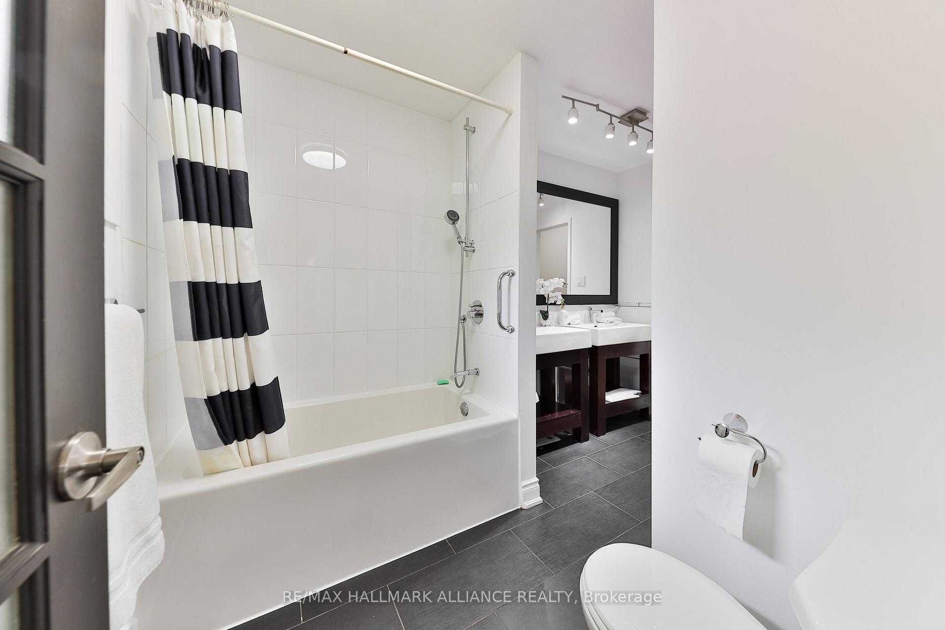 Photo 23 of 495 Brookmill Road, Oakville, Ford — HOMEH