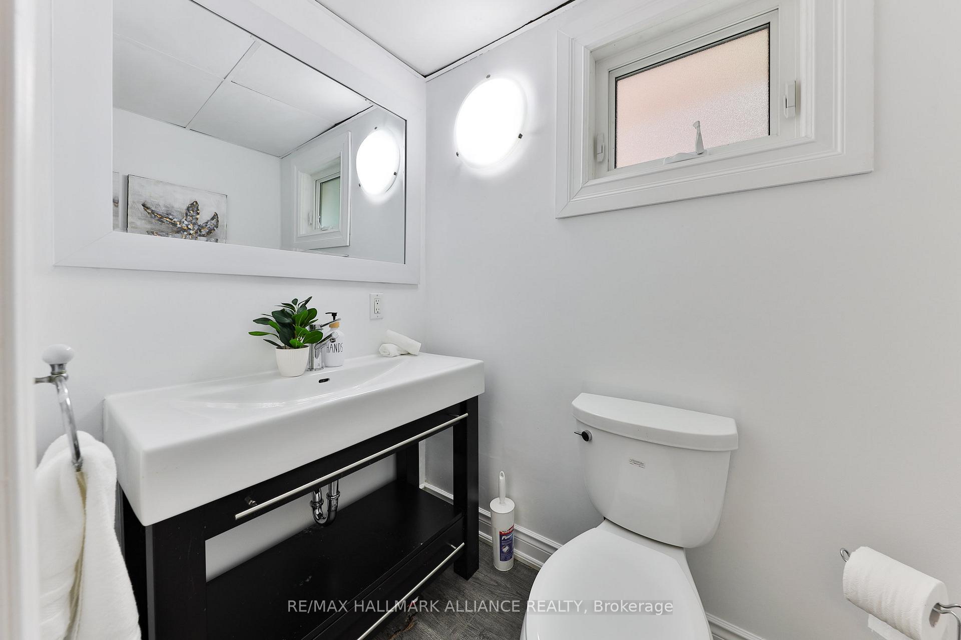 Photo 32 of 495 Brookmill Road, Oakville, Ford — HOMEH