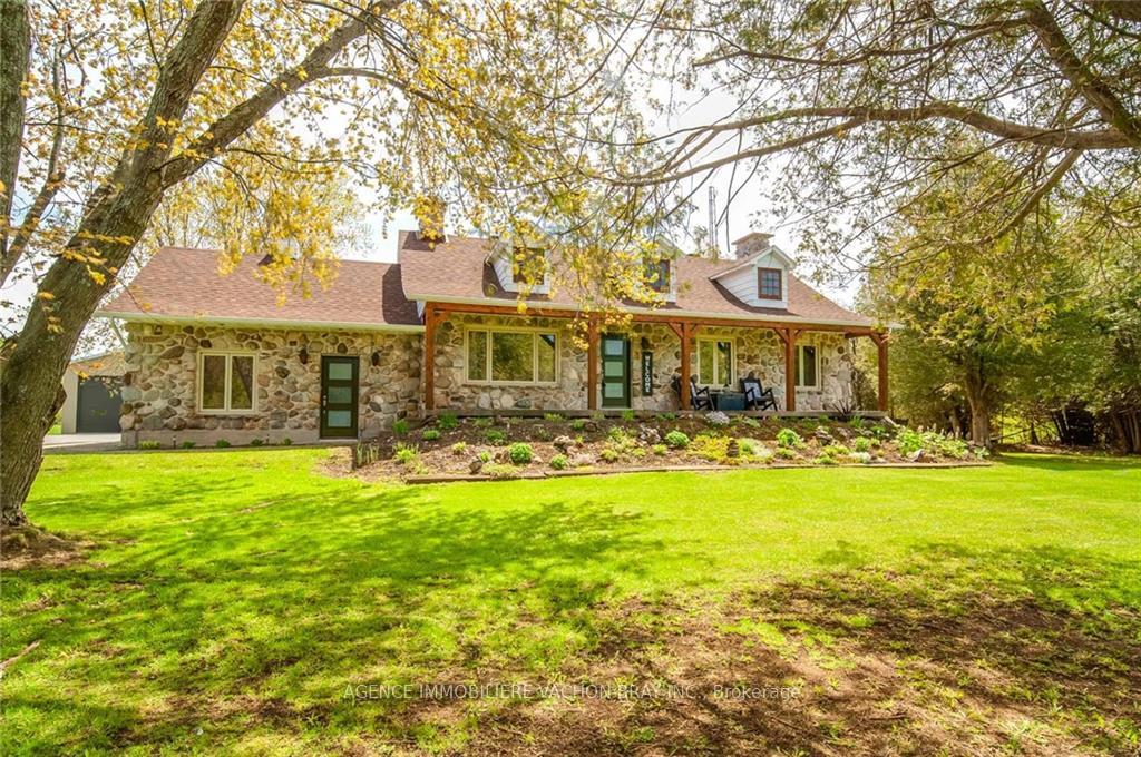 Photo 1 of 21410 County Rd 10, North Glengarry, North Glengarry (Lochiel) Twp — HOMEH