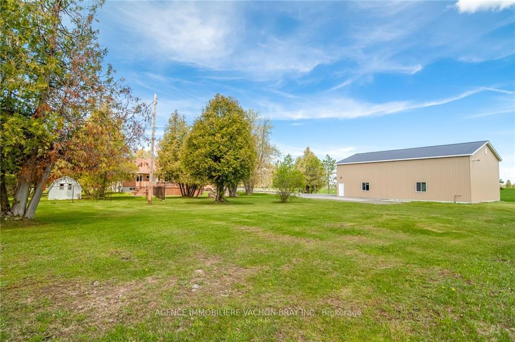 Photo 5 of 21410 County Rd 10, North Glengarry, North Glengarry (Lochiel) Twp — HOMEH