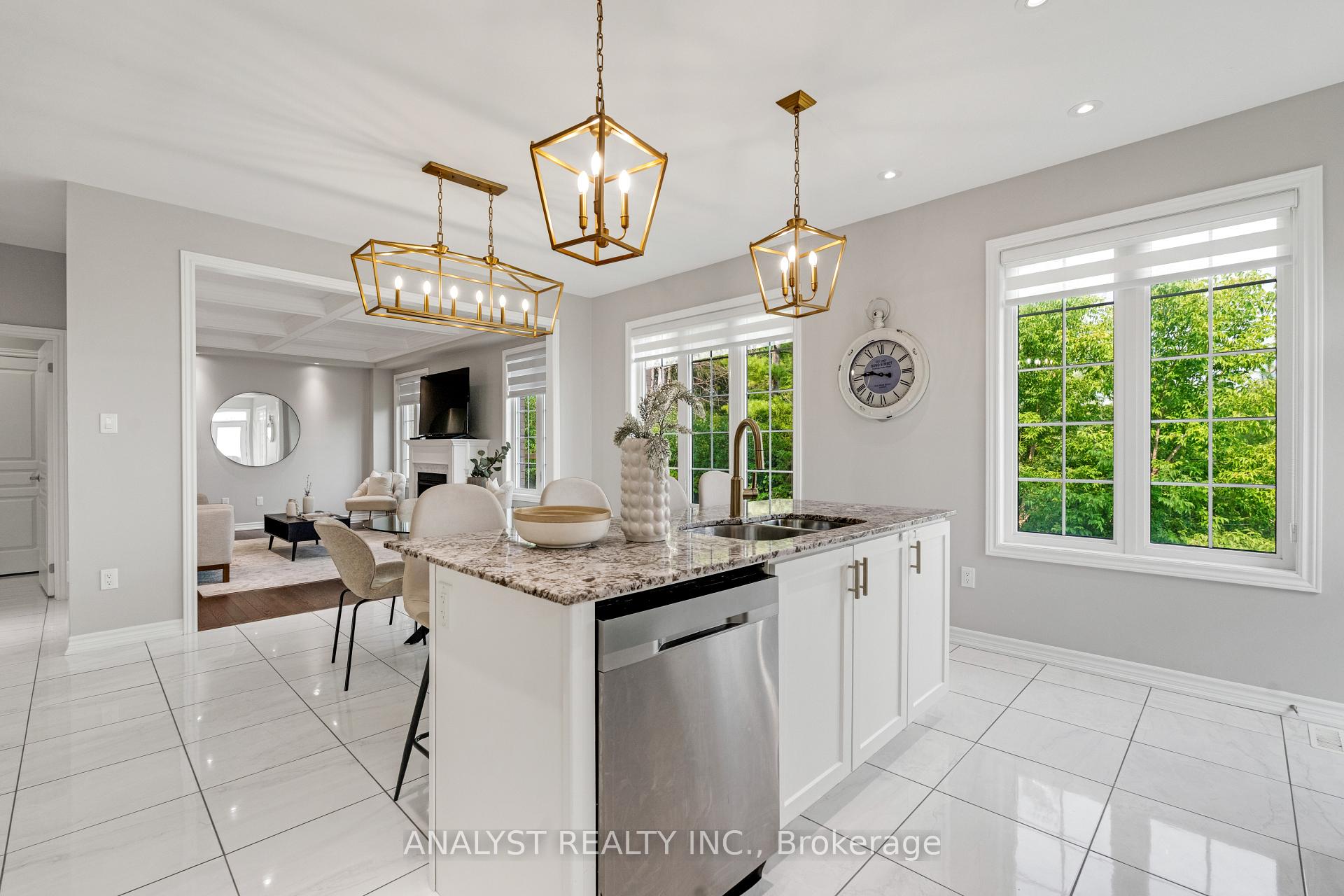 Photo 15 of 35 Mckay Avenue, New Tecumseth, Tottenham — HOMEH
