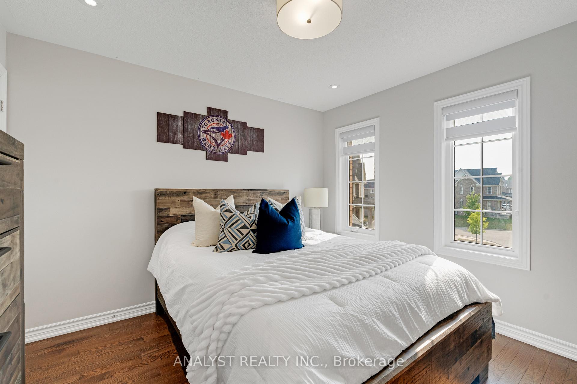 Photo 32 of 35 Mckay Avenue, New Tecumseth, Tottenham — HOMEH