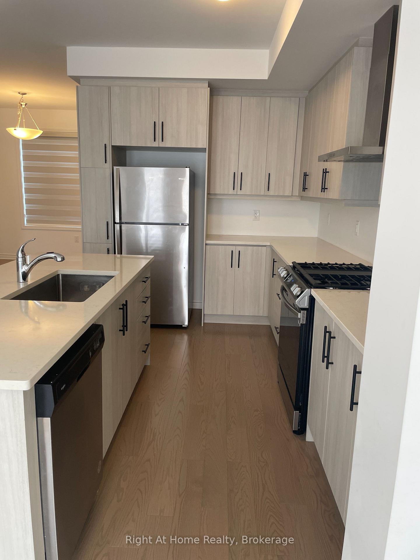 Photo 31 of 4070 Kadic Terrace, Mississauga, Churchill Meadows — HOMEH