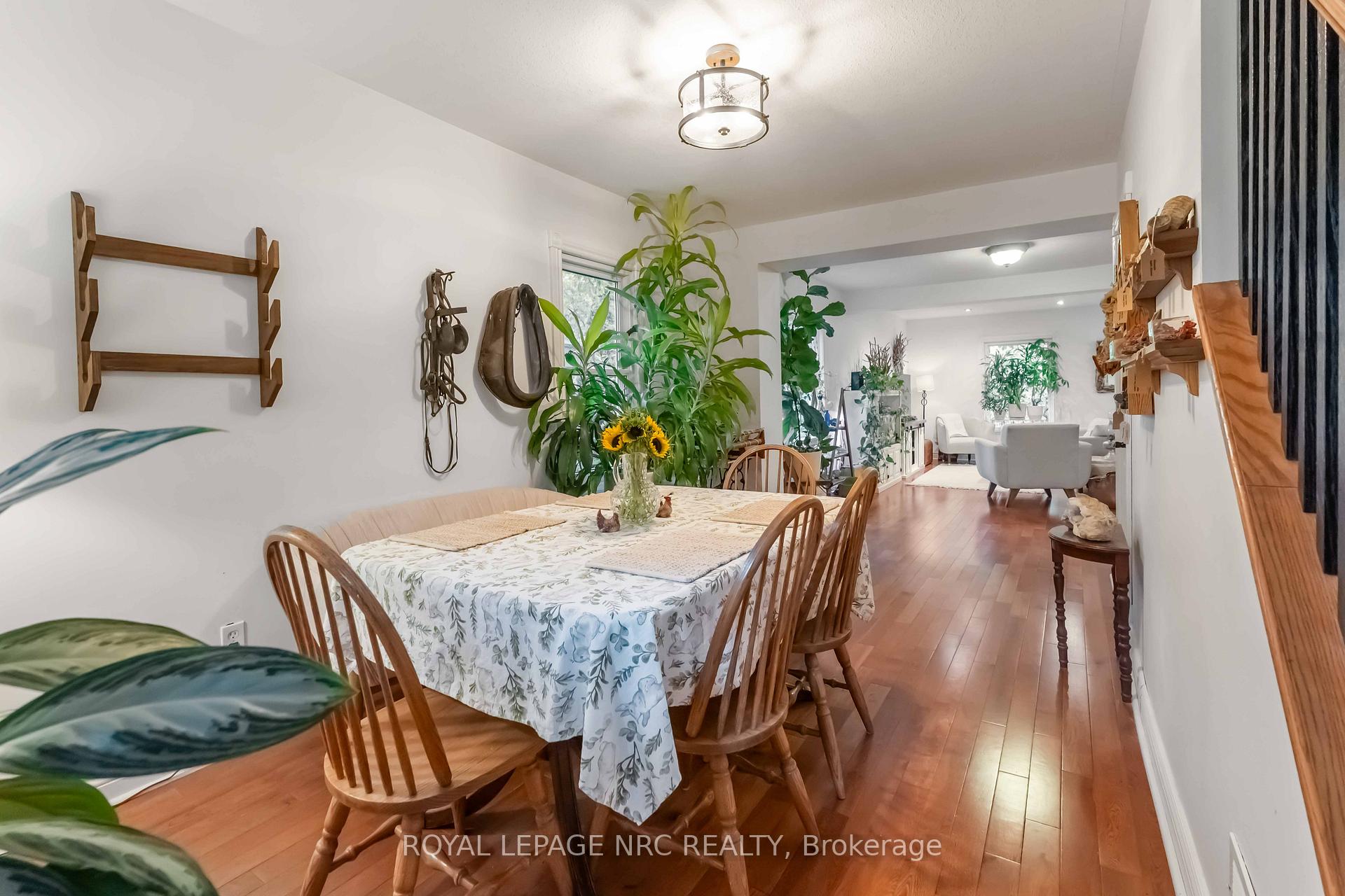 Photo 13 of 16 College Street, Pelham, Fonthill — HOMEH