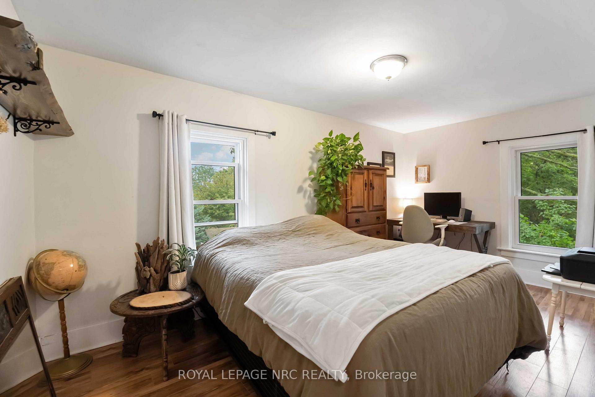 Photo 30 of 16 College Street, Pelham, Fonthill — HOMEH