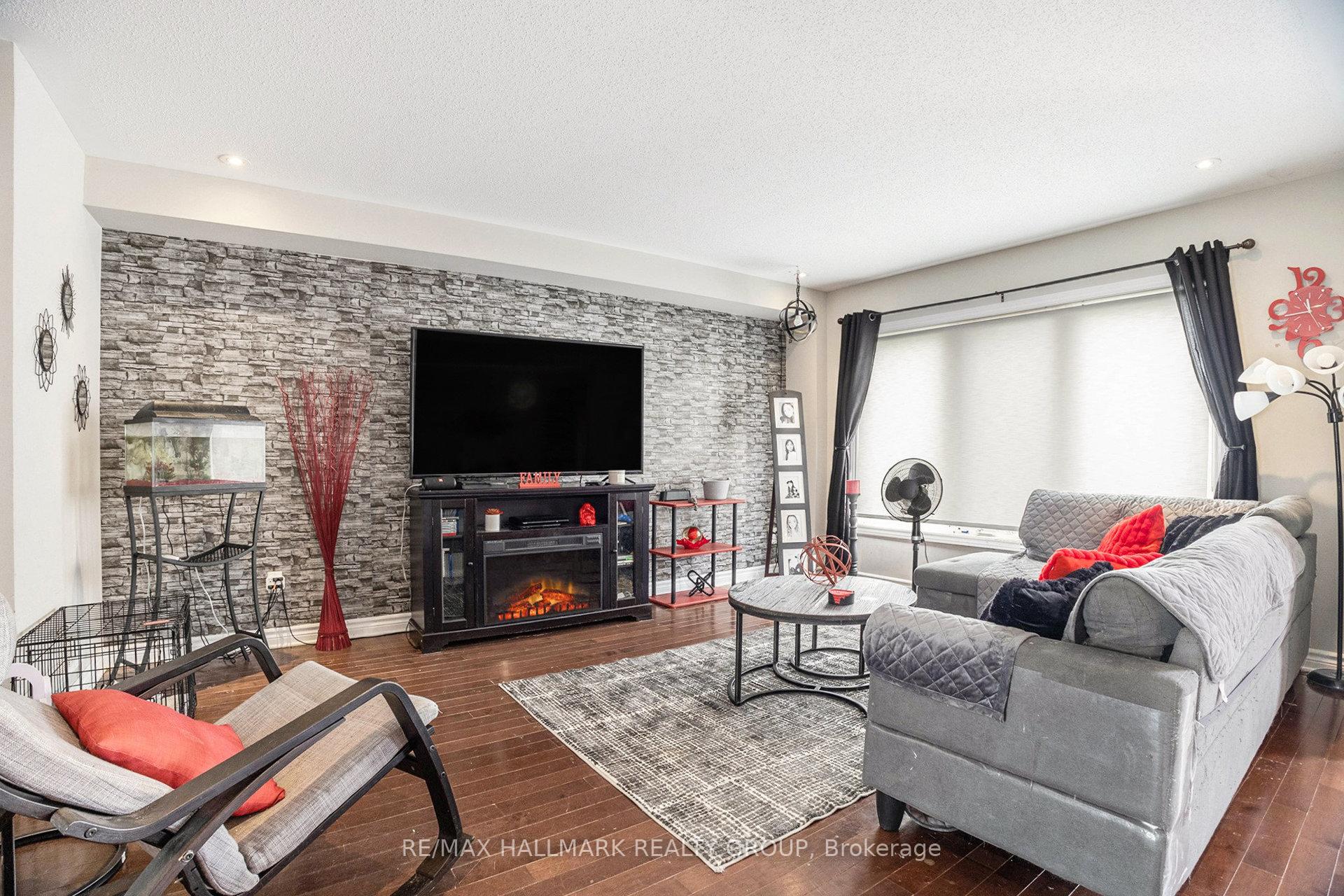 Photo 4 of 6349 Renaud Road, Ottawa, Mer Bleue/Bradley Estates/Anderson Park — HOMEH