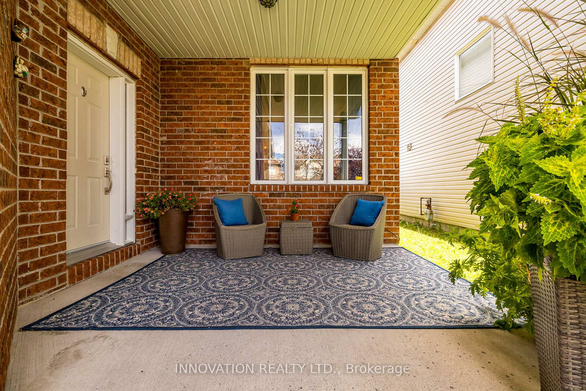 Photo 4 of 324 Rustic Hills Crescent, Ottawa, Springridge/East Village — HOMEH