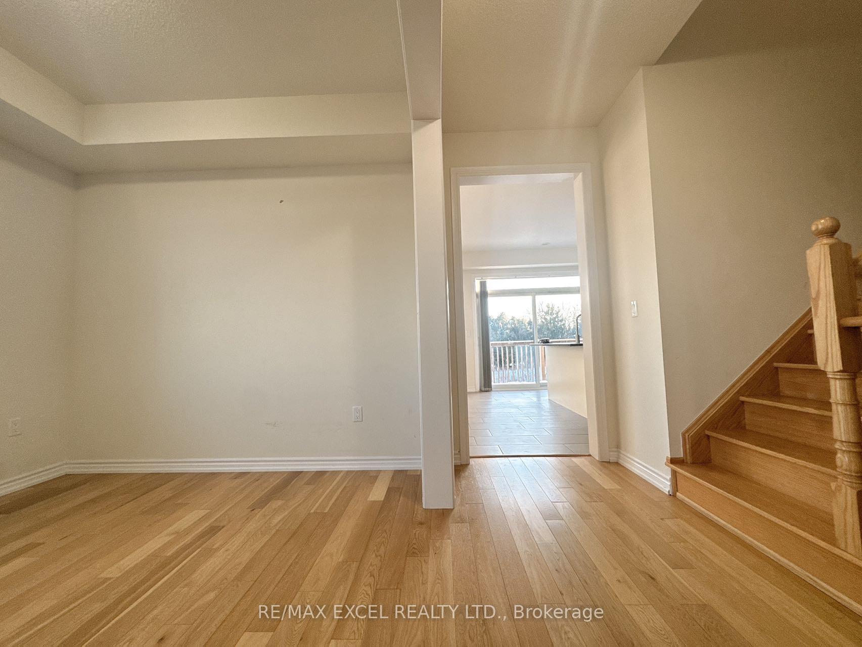 Photo 16 of 17 Delft Drive, Markham, Victoria Square — HOMEH