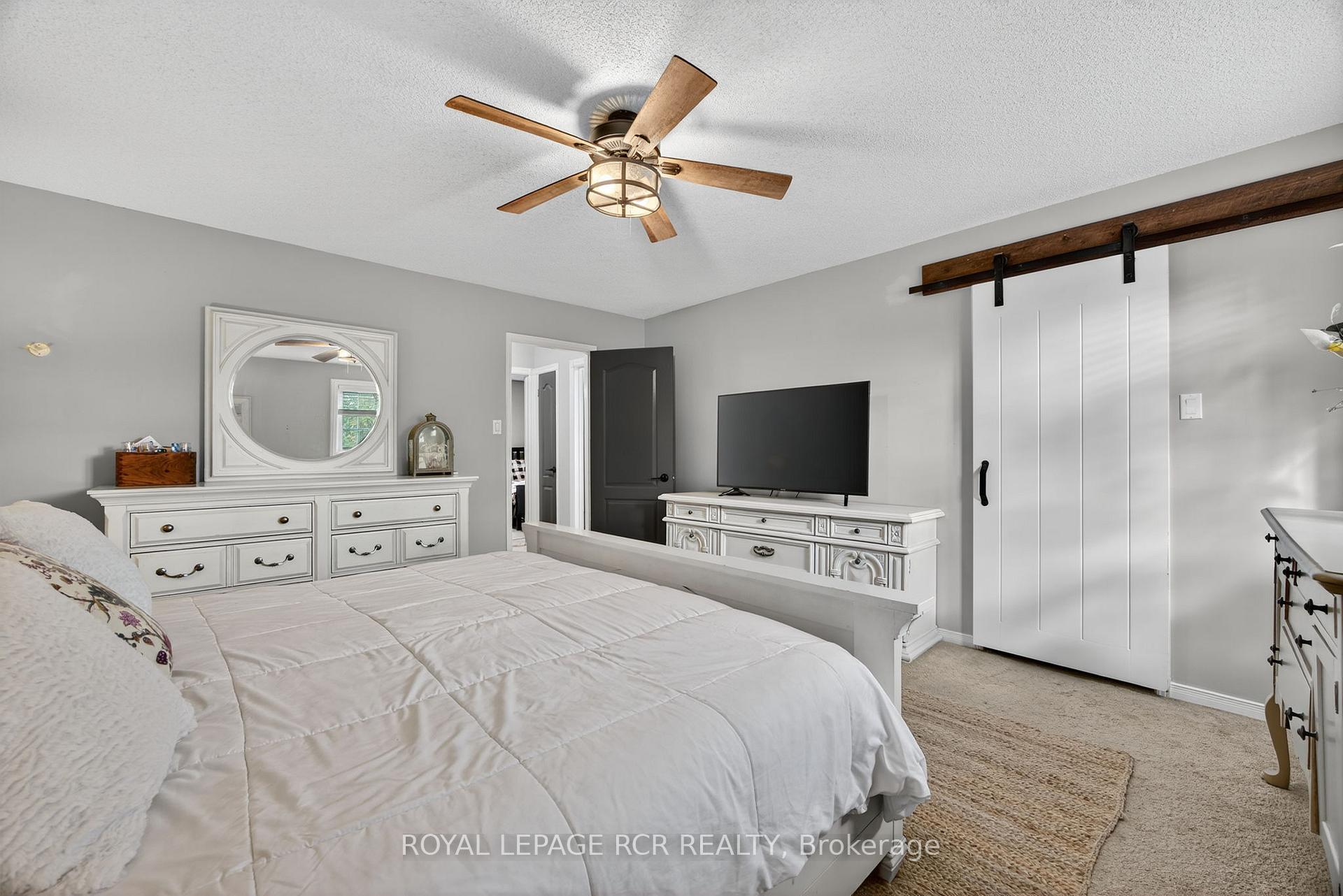 Photo 21 of 29 Fraser Avenue, New Tecumseth, Tottenham — HOMEH