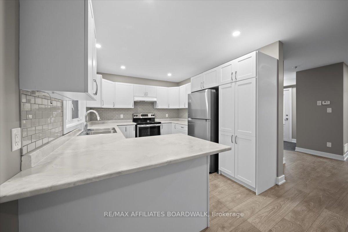 Photo 8 of 49 Halton Street, Perth — HOMEH