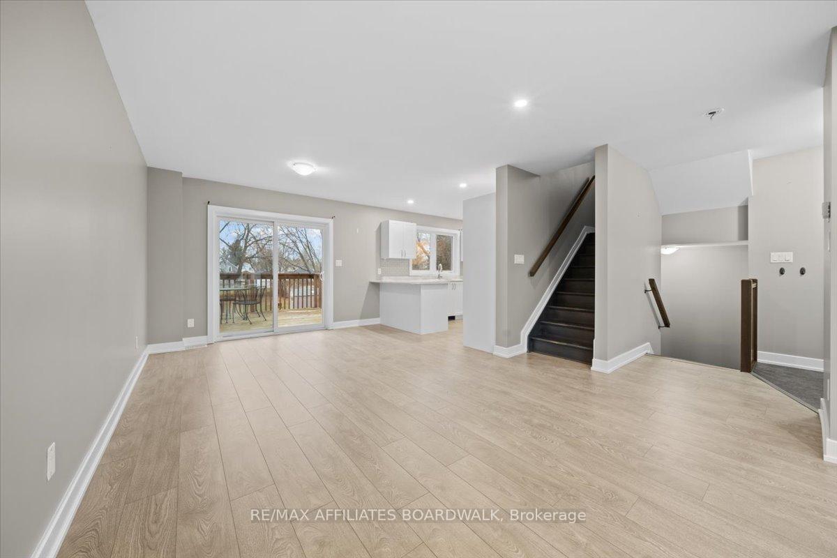 Photo 13 of 49 Halton Street, Perth — HOMEH