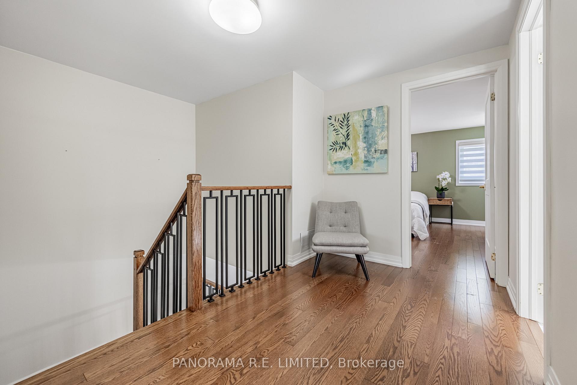 Photo 14 of 2915 Bramshaw Gardens, Mississauga, Meadowvale — HOMEH