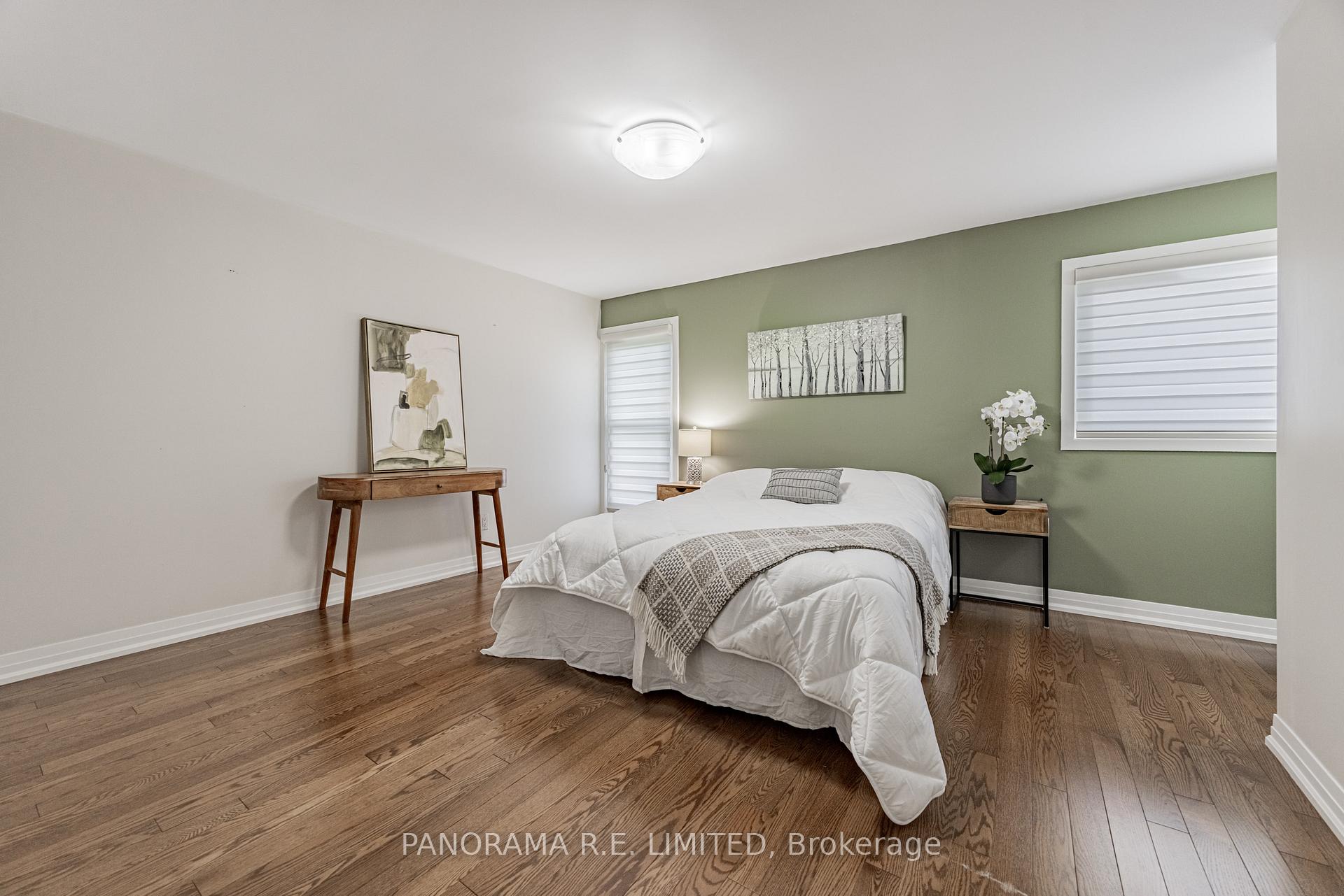 Photo 15 of 2915 Bramshaw Gardens, Mississauga, Meadowvale — HOMEH