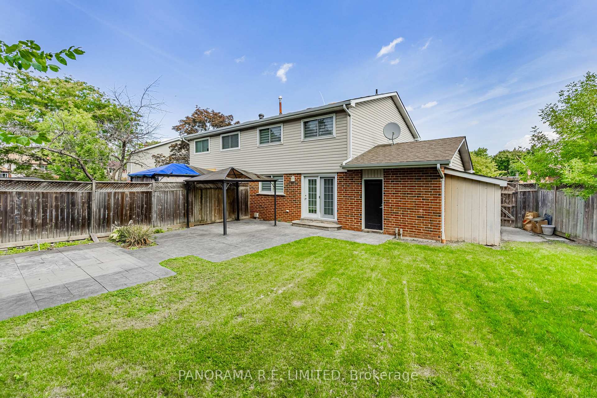 Photo 25 of 2915 Bramshaw Gardens, Mississauga, Meadowvale — HOMEH