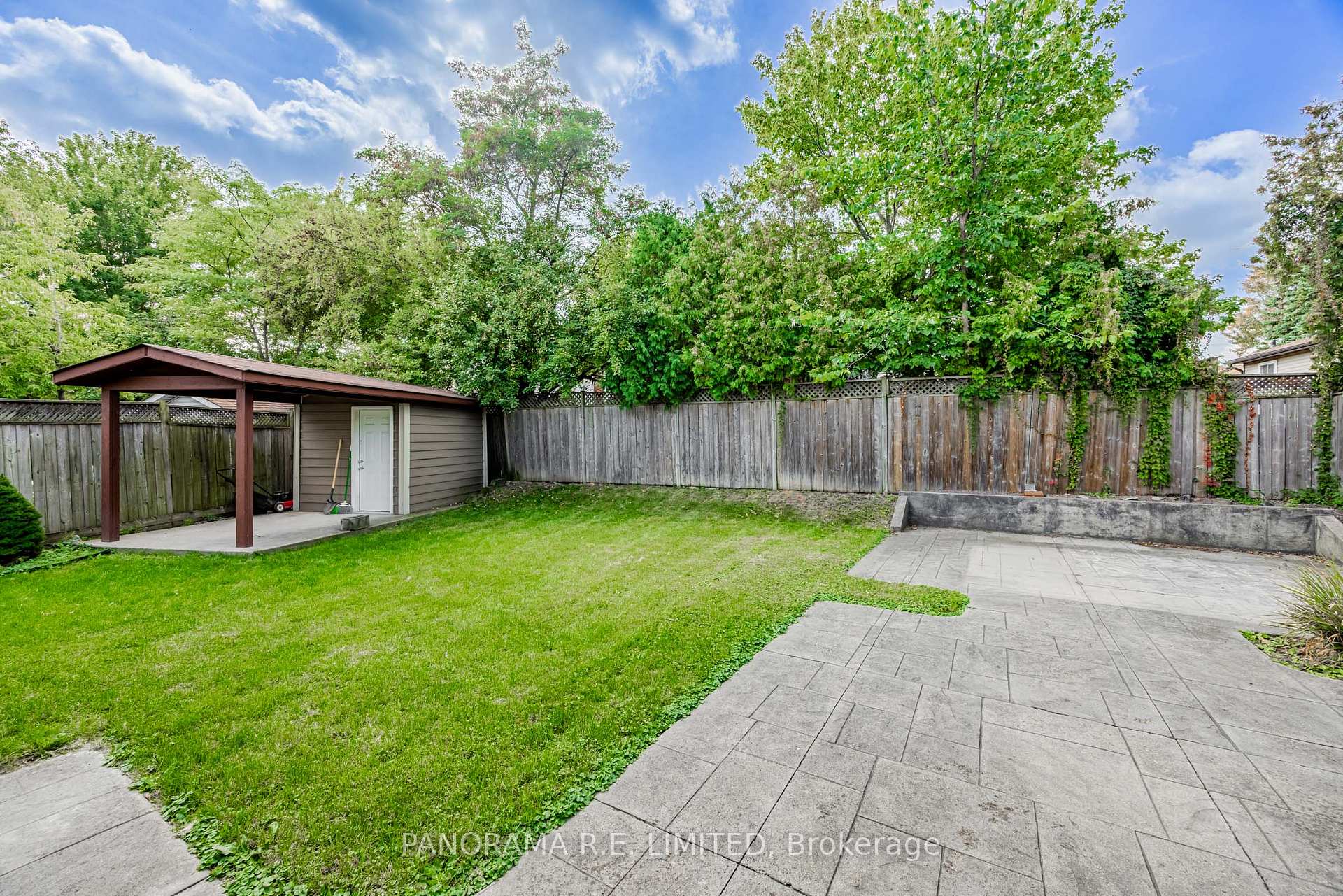 Photo 26 of 2915 Bramshaw Gardens, Mississauga, Meadowvale — HOMEH