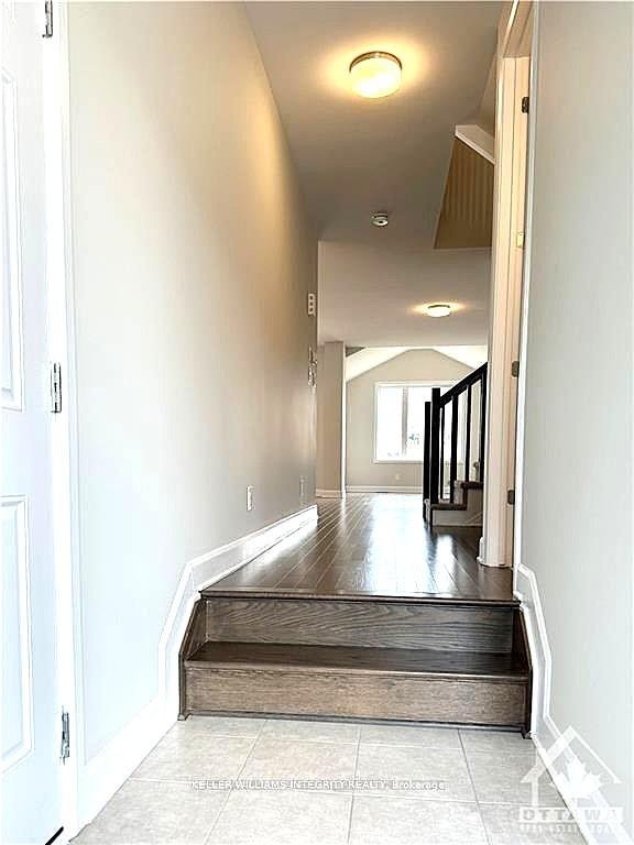 Photo 4 of 52 Chemin De Jargeau Road, Ottawa, Chapel Hill South - Orleans Village — HOMEH
