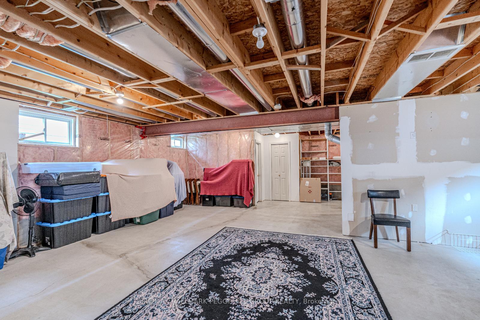 Photo 8 of 14 Jordon Crescent, Orillia — HOMEH
