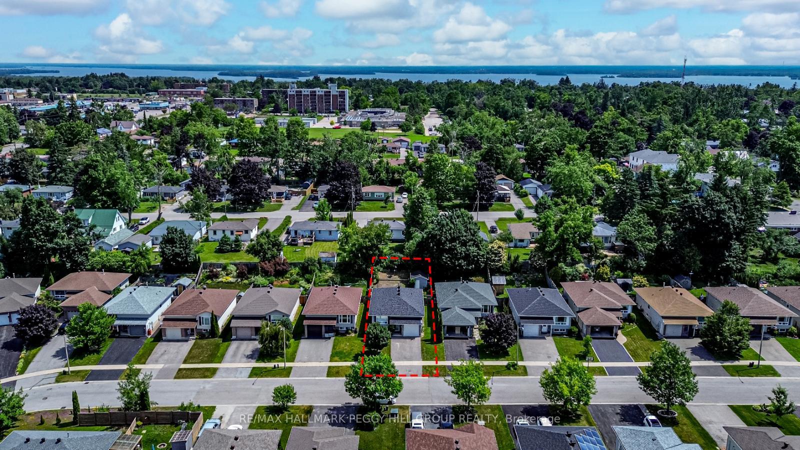Photo 15 of 14 Jordon Crescent, Orillia — HOMEH