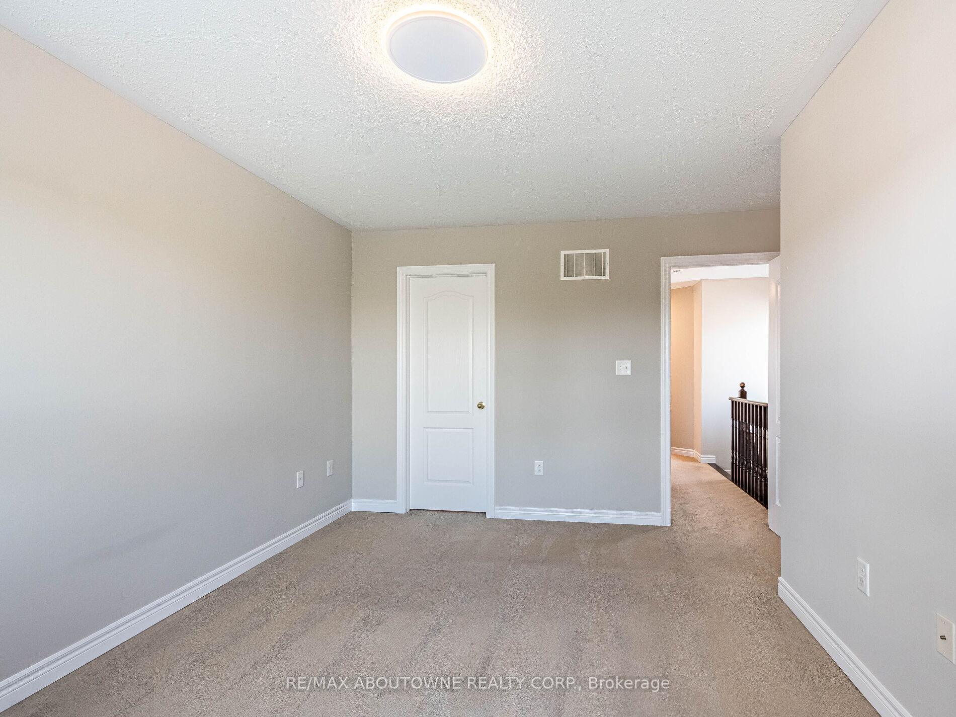 Photo 26 of 1382 Granrock Crescent, Mississauga, East Credit — HOMEH