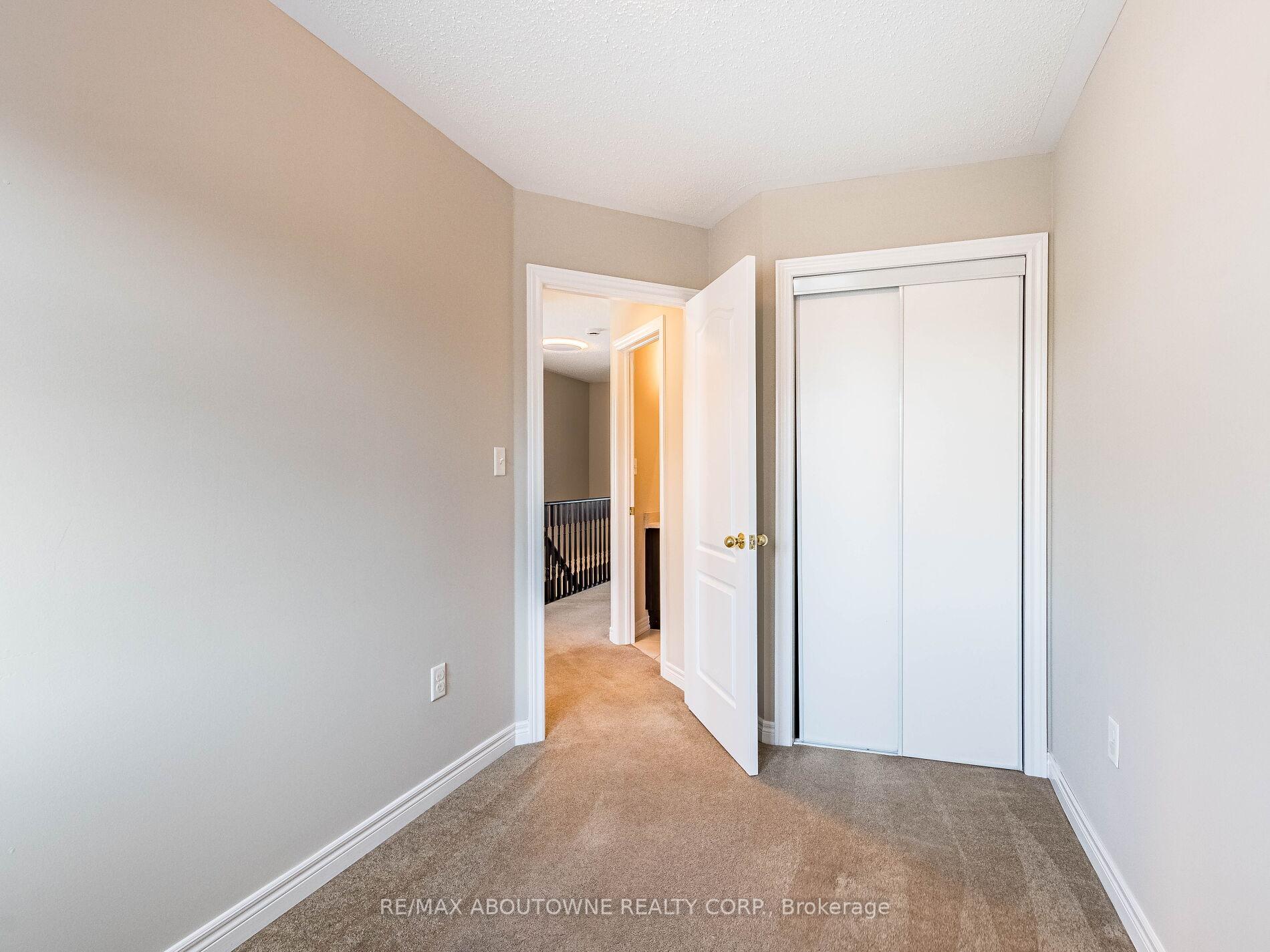 Photo 32 of 1382 Granrock Crescent, Mississauga, East Credit — HOMEH