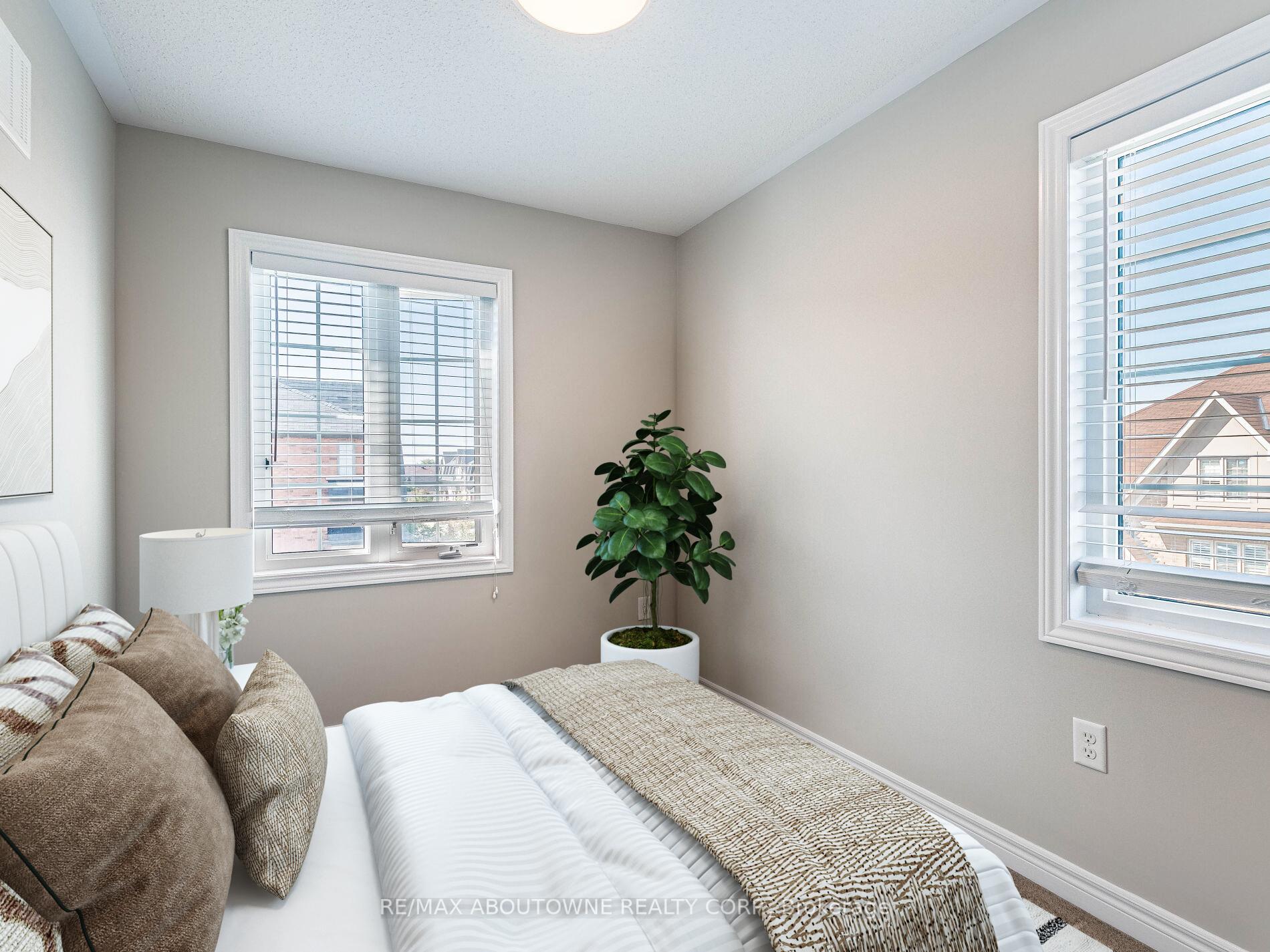 Photo 33 of 1382 Granrock Crescent, Mississauga, East Credit — HOMEH