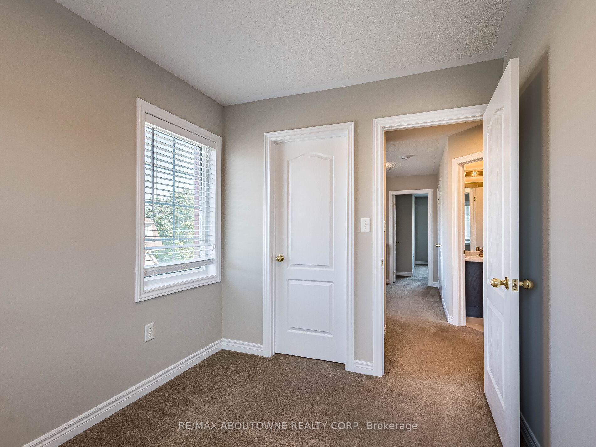 Photo 34 of 1382 Granrock Crescent, Mississauga, East Credit — HOMEH