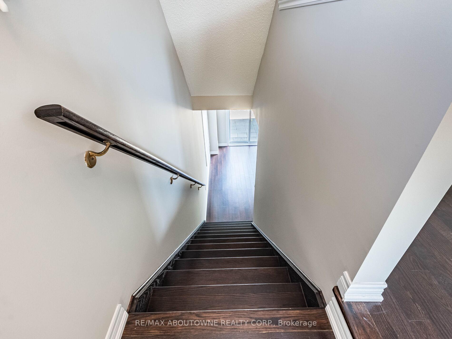 Photo 37 of 1382 Granrock Crescent, Mississauga, East Credit — HOMEH