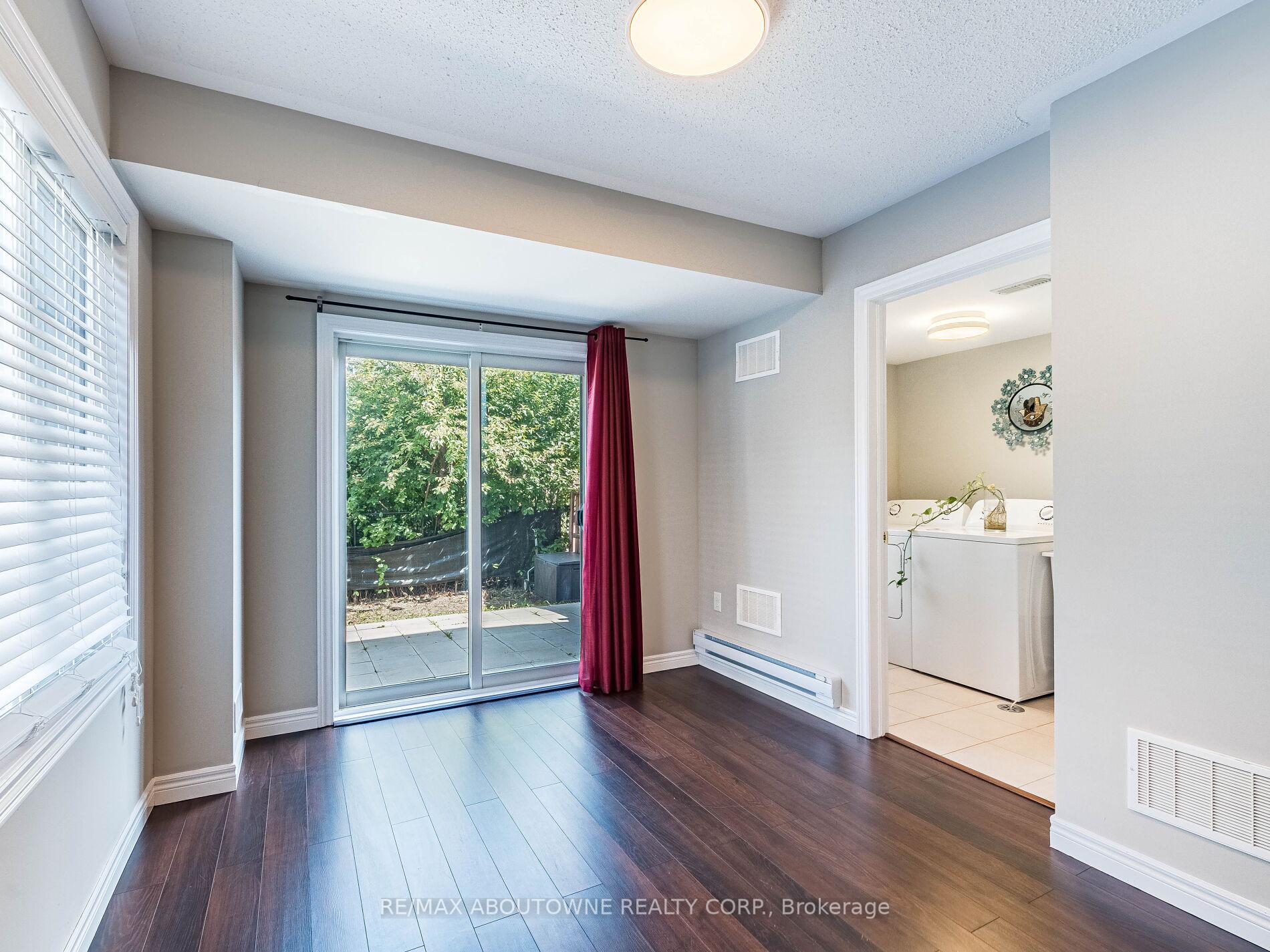 Photo 38 of 1382 Granrock Crescent, Mississauga, East Credit — HOMEH