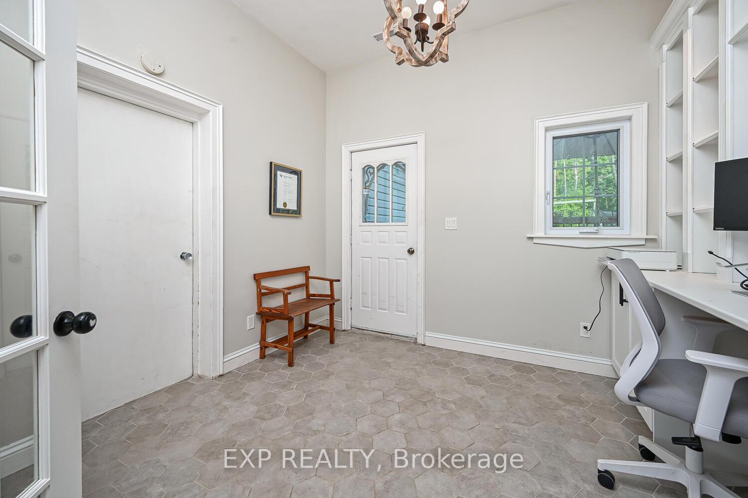 Photo 5 of 10561 Kerrs Ridge Road, North Dundas, North Dundas (Mountain) Twp — HOMEH