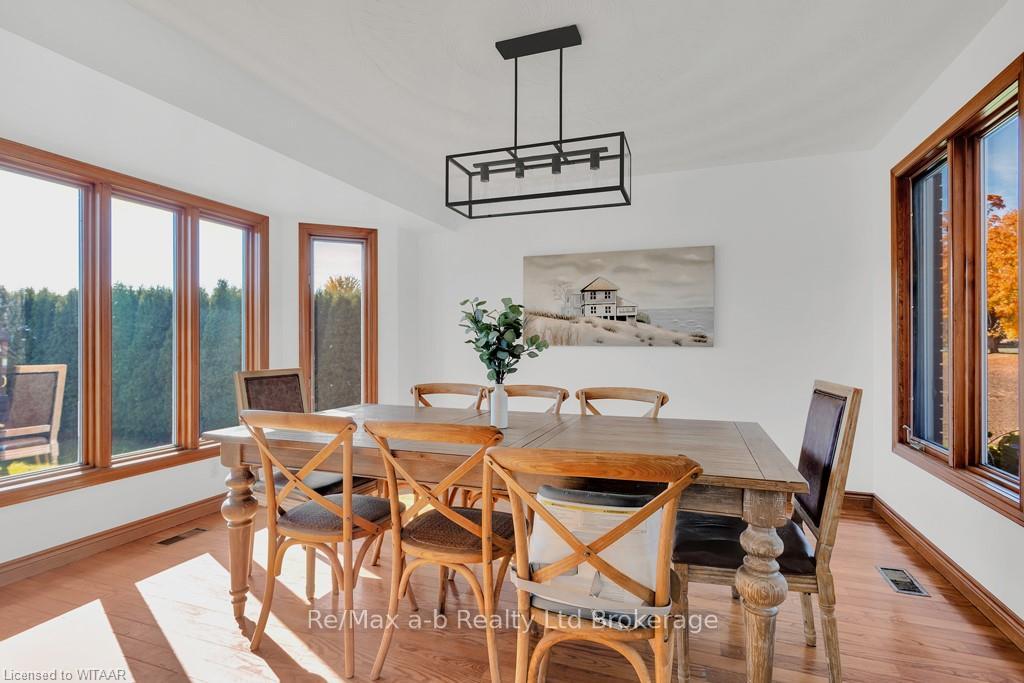Photo 12 of 1554 Mall Road, Norfolk, Rural Middleton — HOMEH